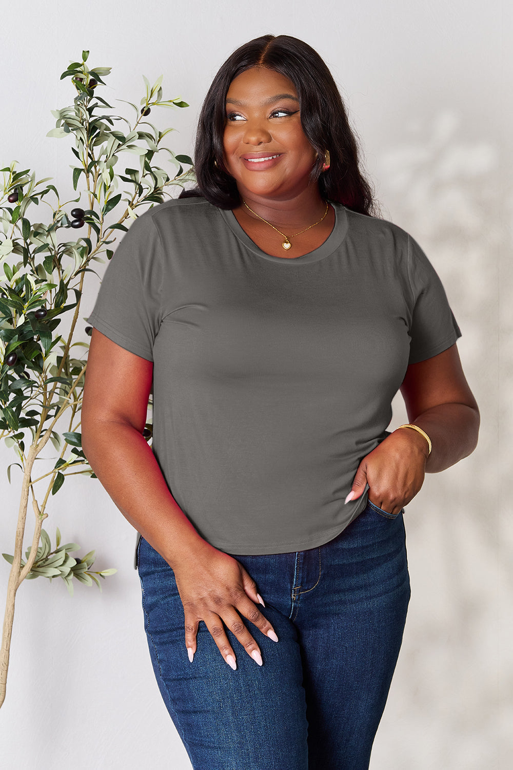 Basic Bae Full Size Round Neck Short Sleeve T-shirt