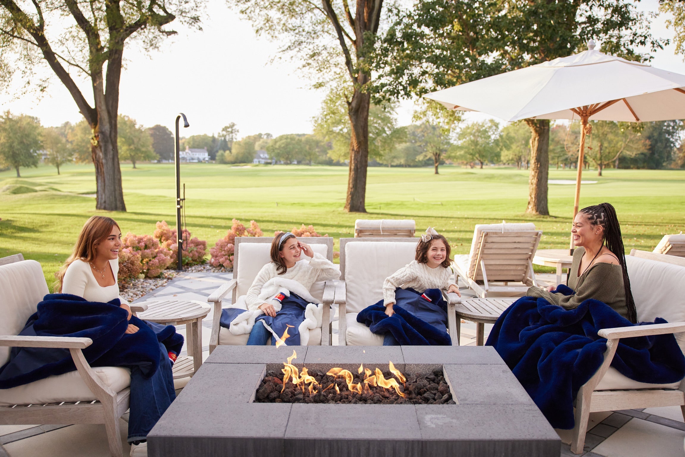 Waterproof Windproof Large Outdoor Blanket