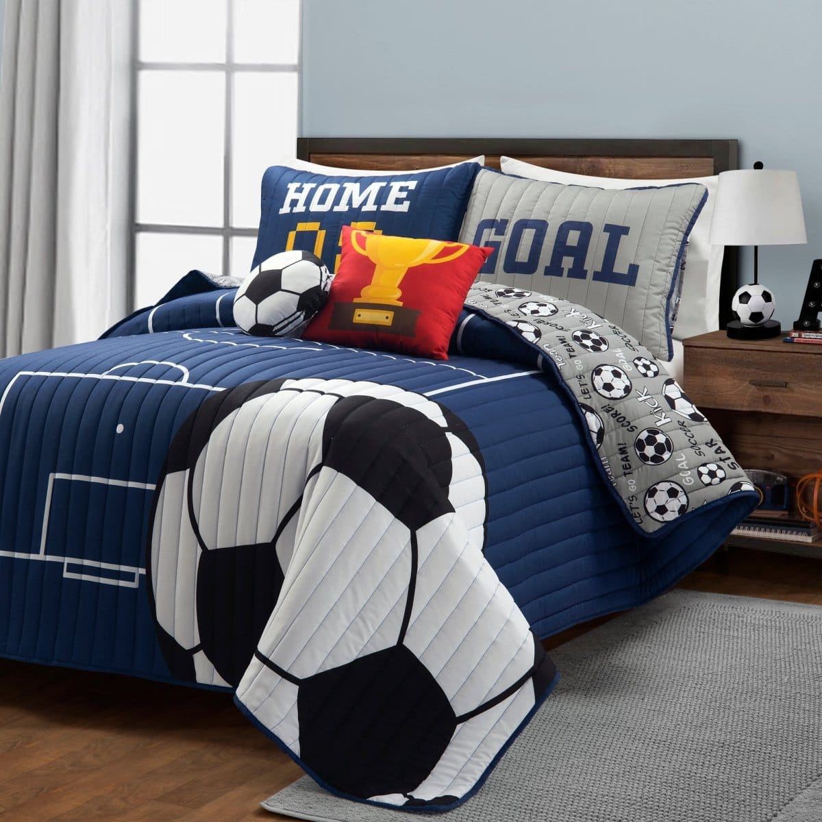 Soccer Game Reversible Quilt Set