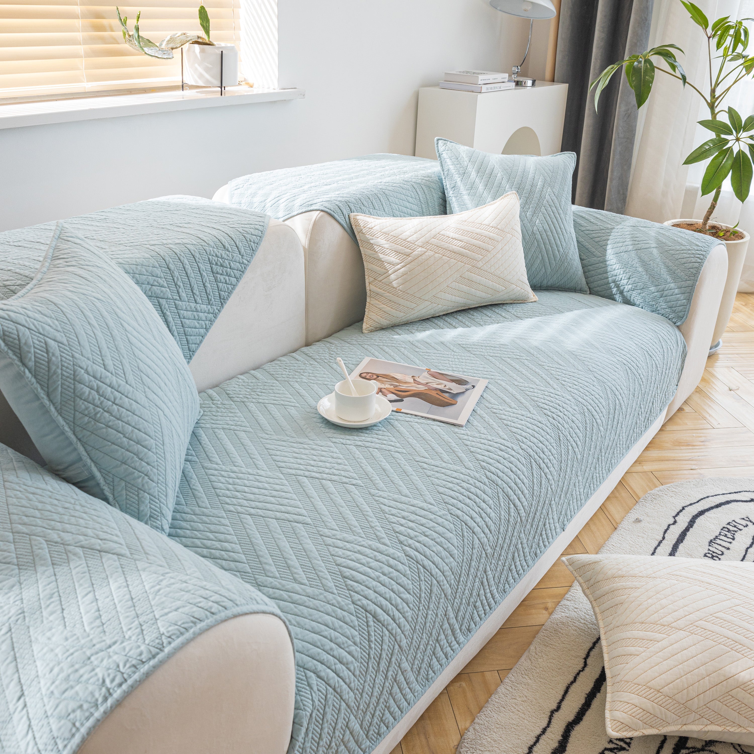 Quilted Geometric Cotton Sofa Cover, Non-slip & Thick Padded Furniture Covers