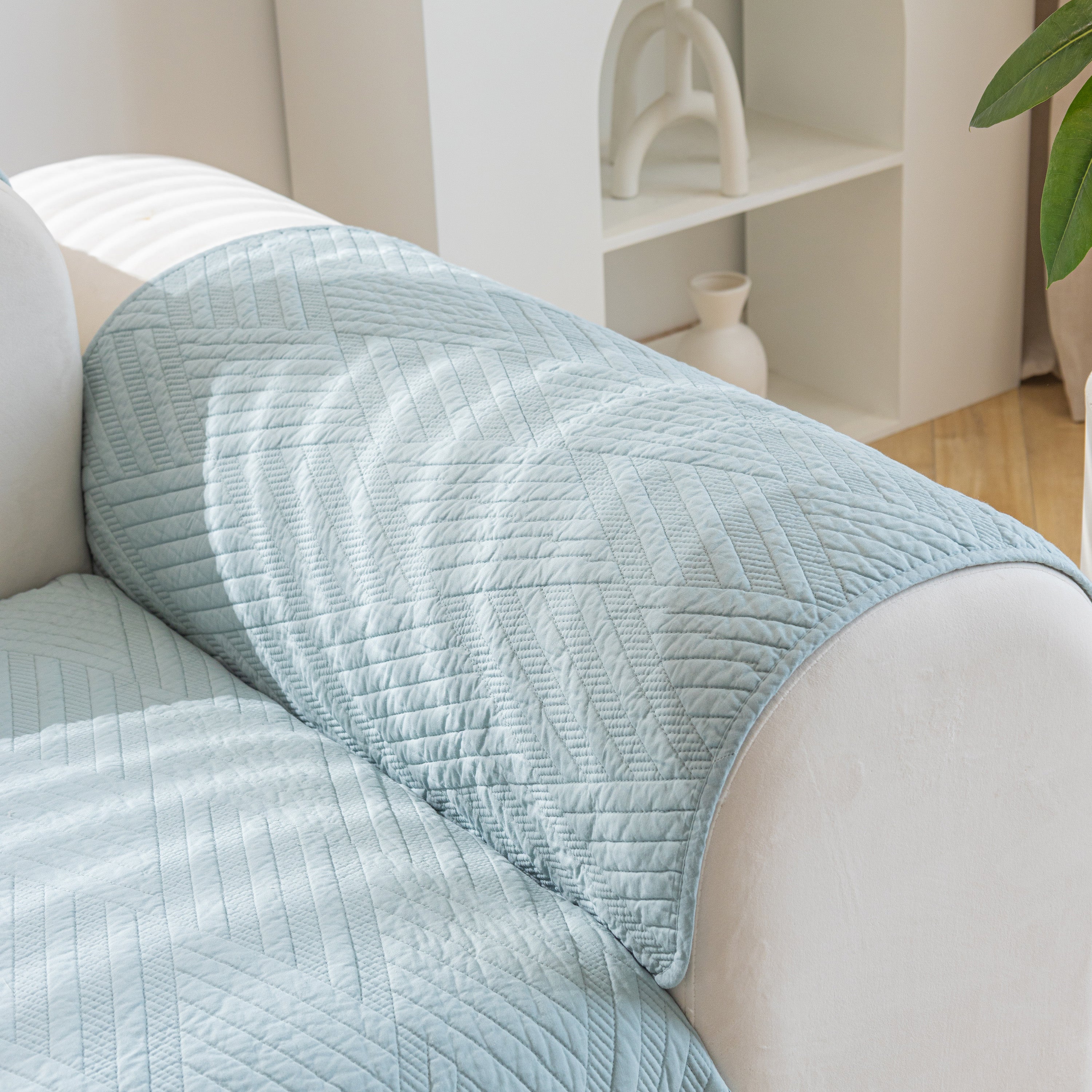 Quilted Geometric Cotton Sofa Cover, Non-slip & Thick Padded Furniture Covers