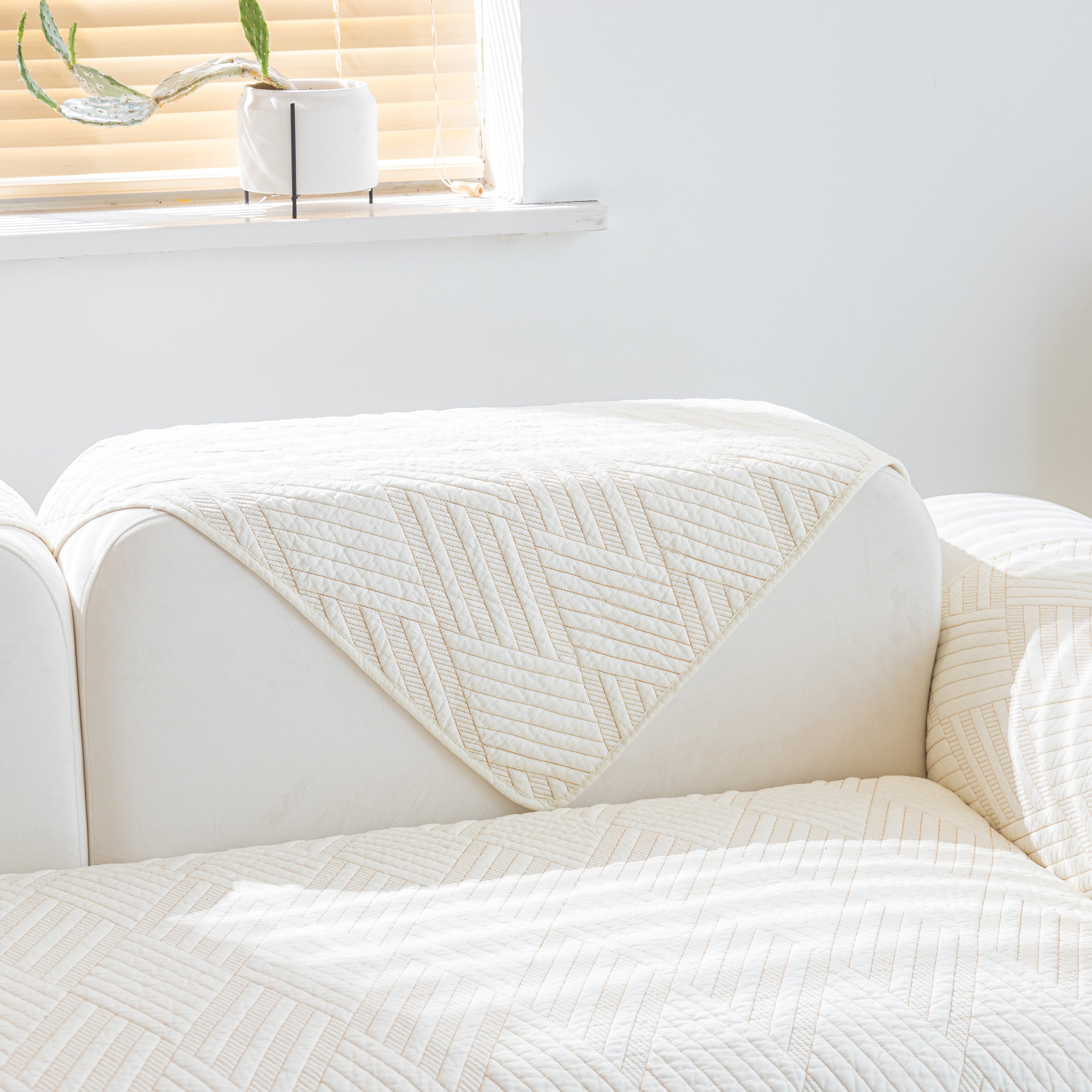 Quilted Geometric Cotton Sofa Cover, Non-slip & Thick Padded Furniture Covers