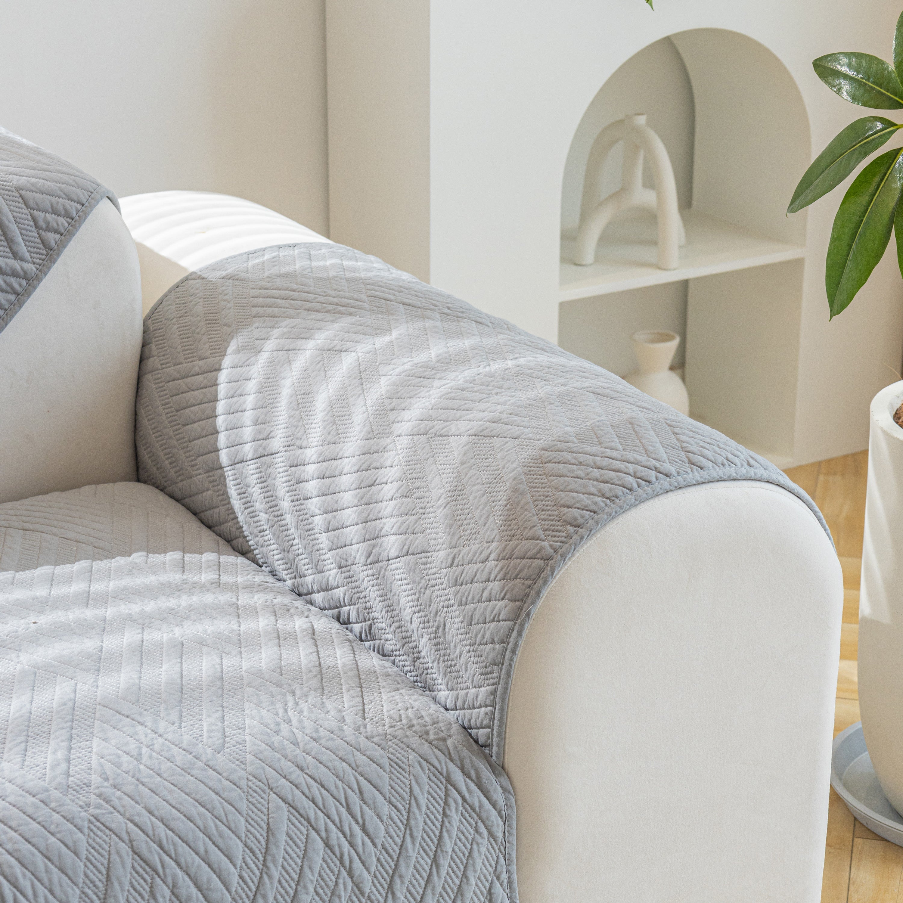 Quilted Geometric Cotton Sofa Cover, Non-slip & Thick Padded Furniture Covers