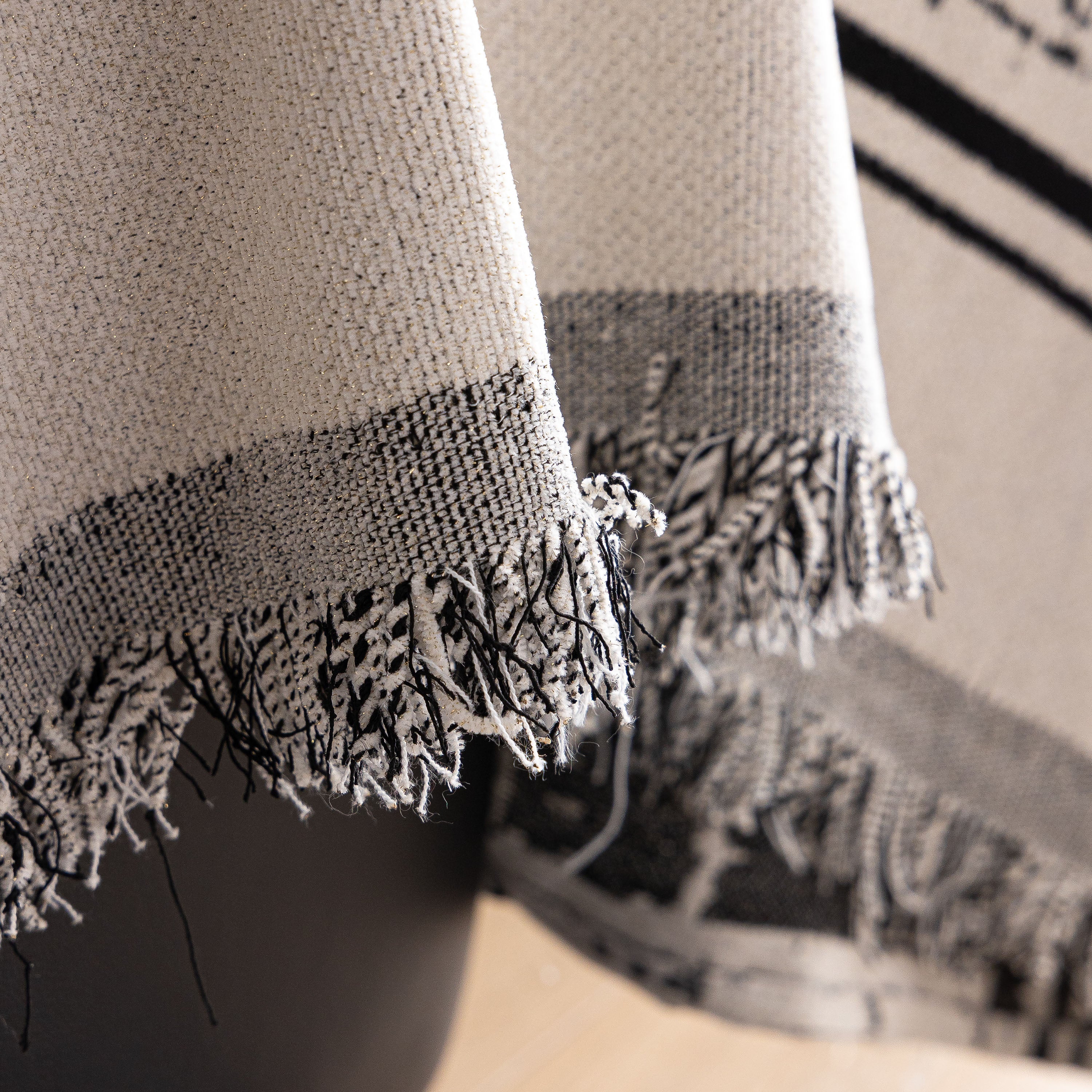 Modern Couch Protector Blanket Woven Chenille Sofa Cover Throw With Artistic Grid