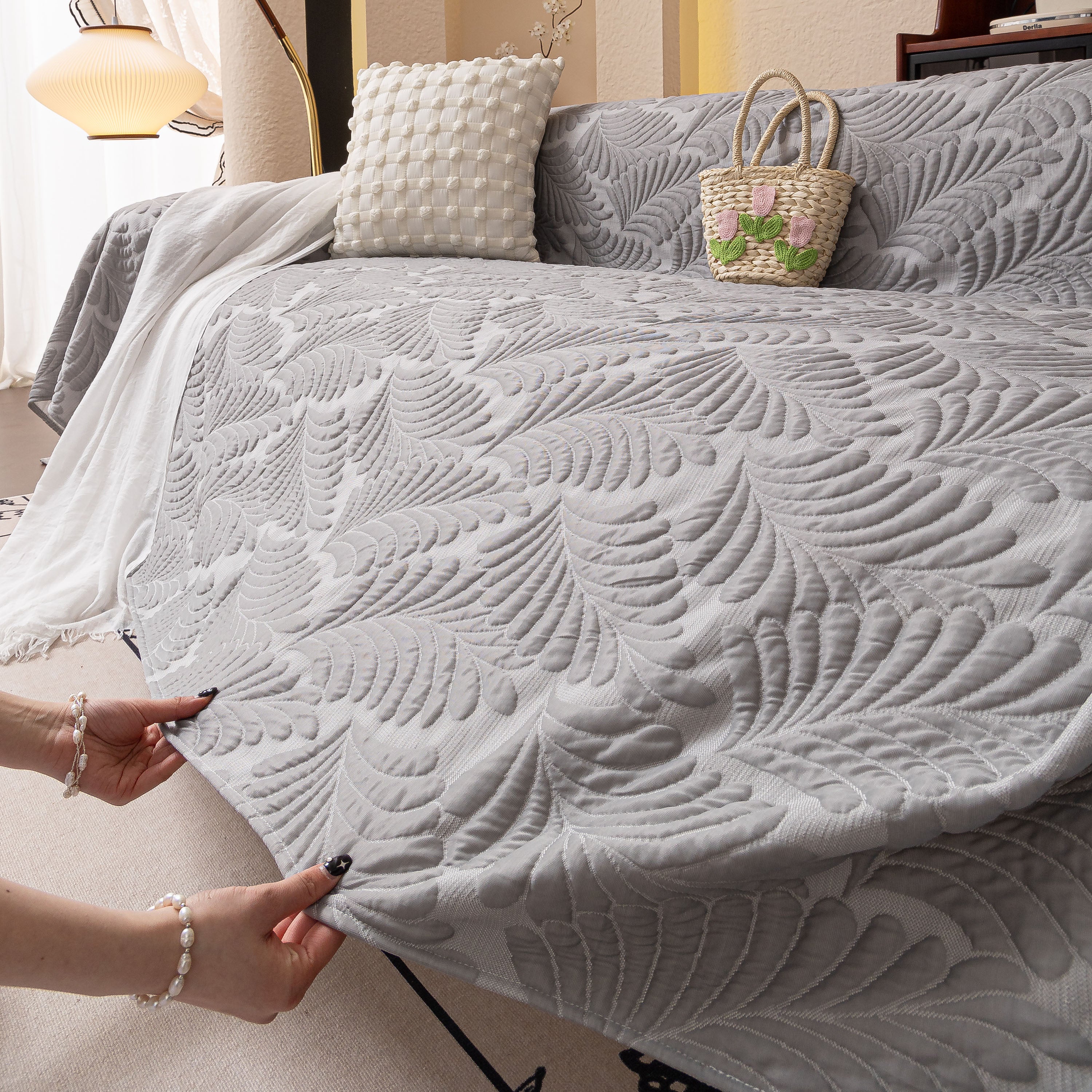 Cooling Quilted Non-slip Furniture Protector For Pets & Kids, Washable Sofa Slipcover
