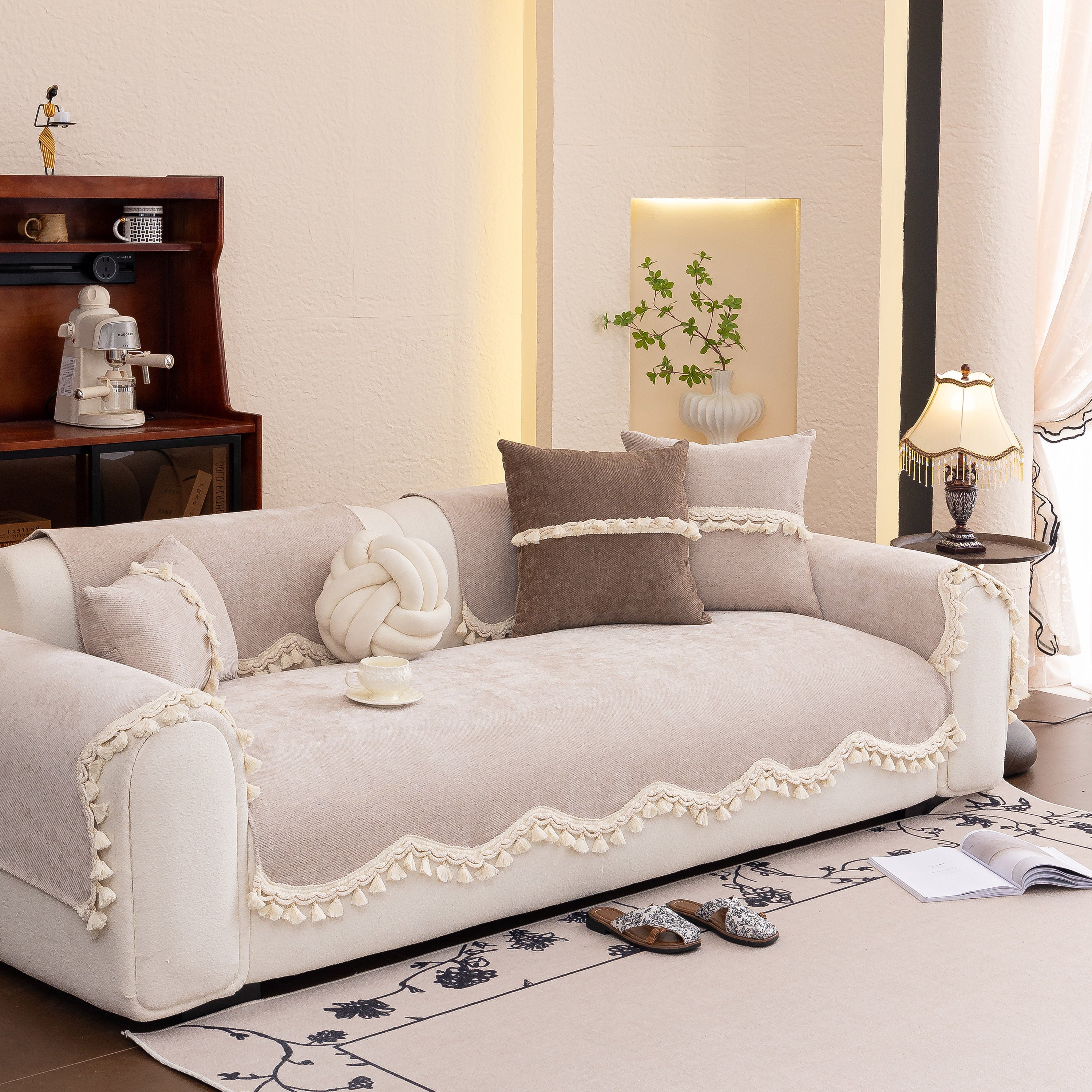 Chenille Sofa Cover Towel – Non-slip, Washable Pets Couch Protector With Tassels