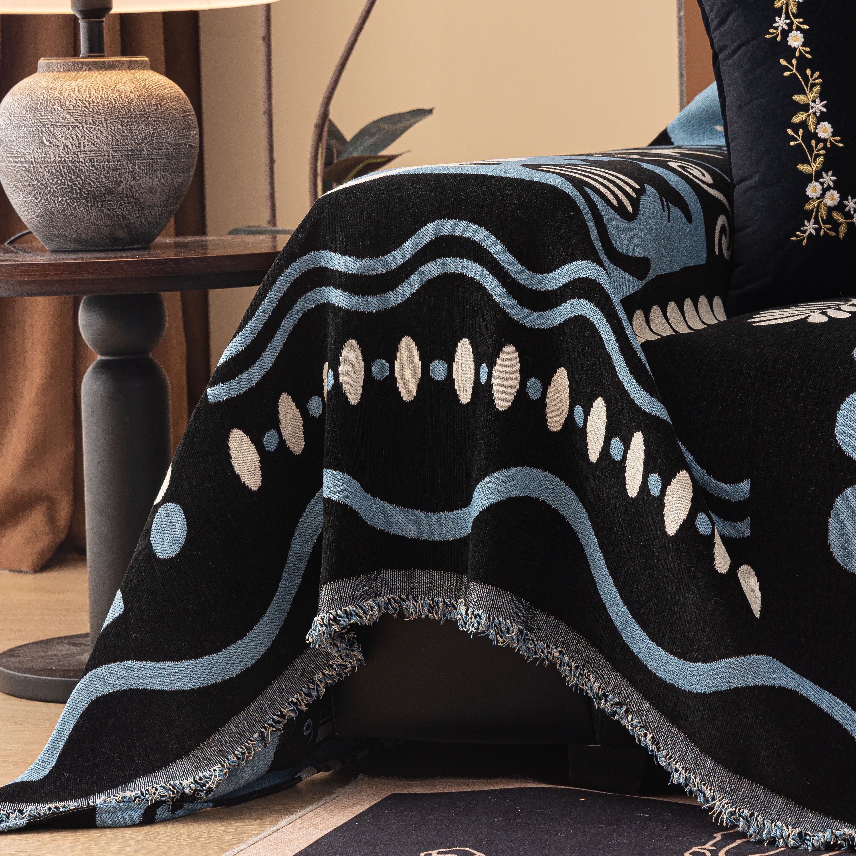 Boho Chic Woven Throw Blanket For Couch, Washable Couch Cover For Pets, Dogs, Cats