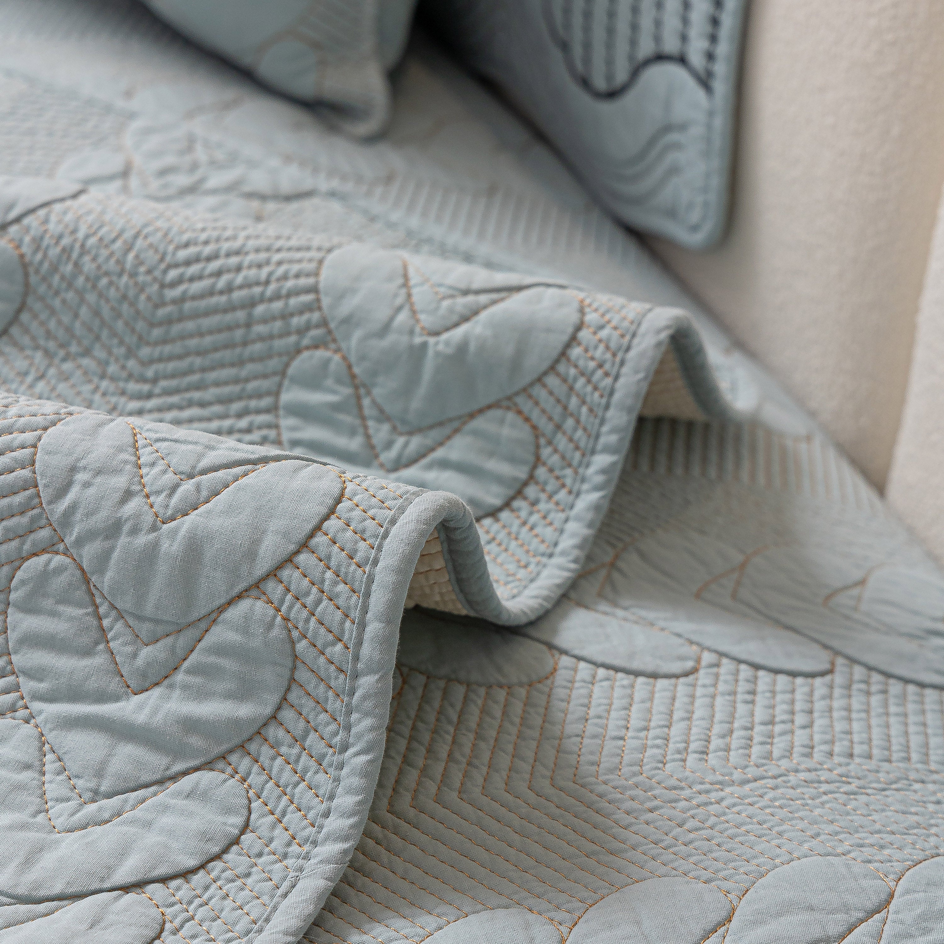 3d Quilted Thick Cotton Sofa Cover Non-slip Couch Throw For Fabric & Leather Sofas