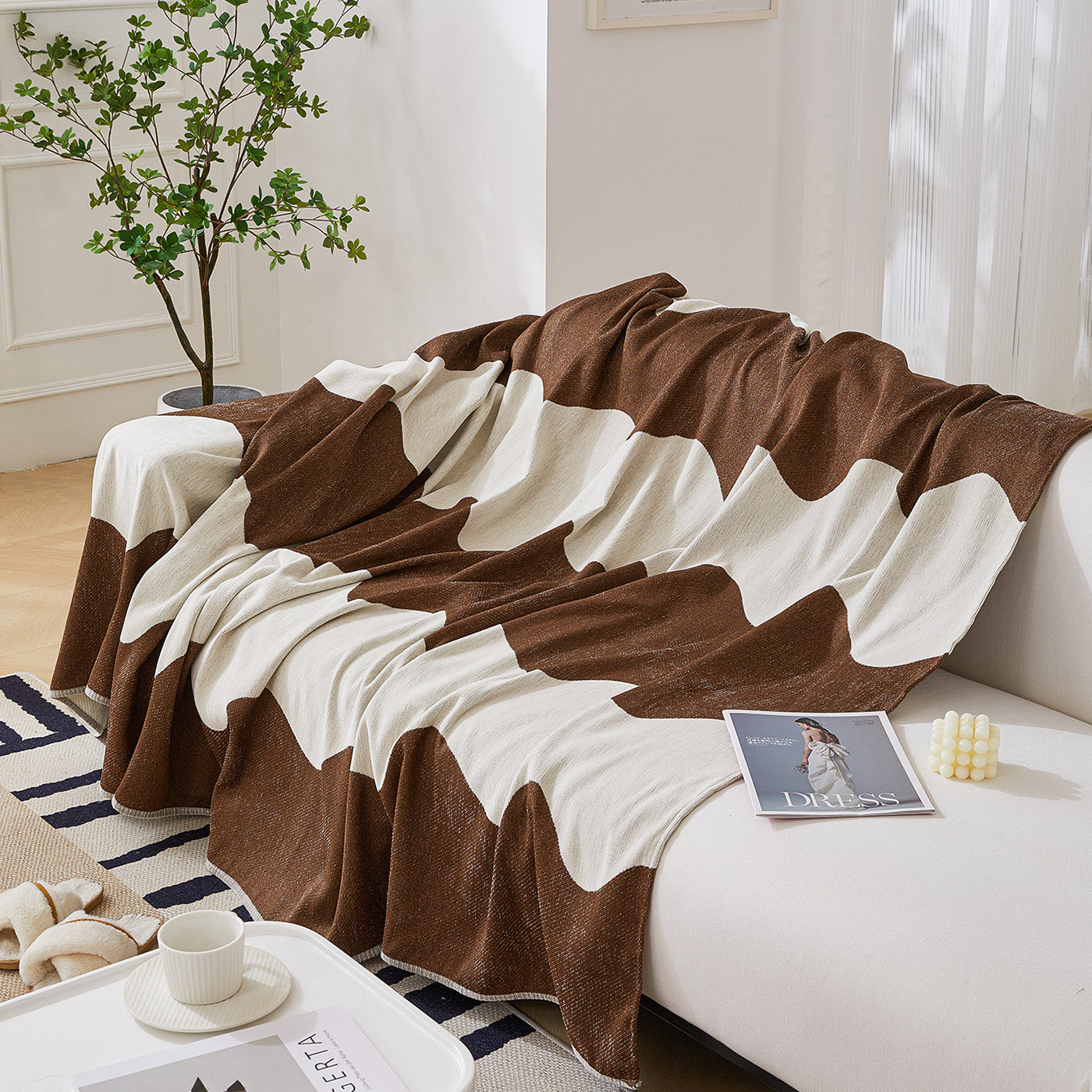 Chenille Minimalist Wavy Sofa Throw Cover, Cozy Blankets For Couch, Machine Washable Couch Protector