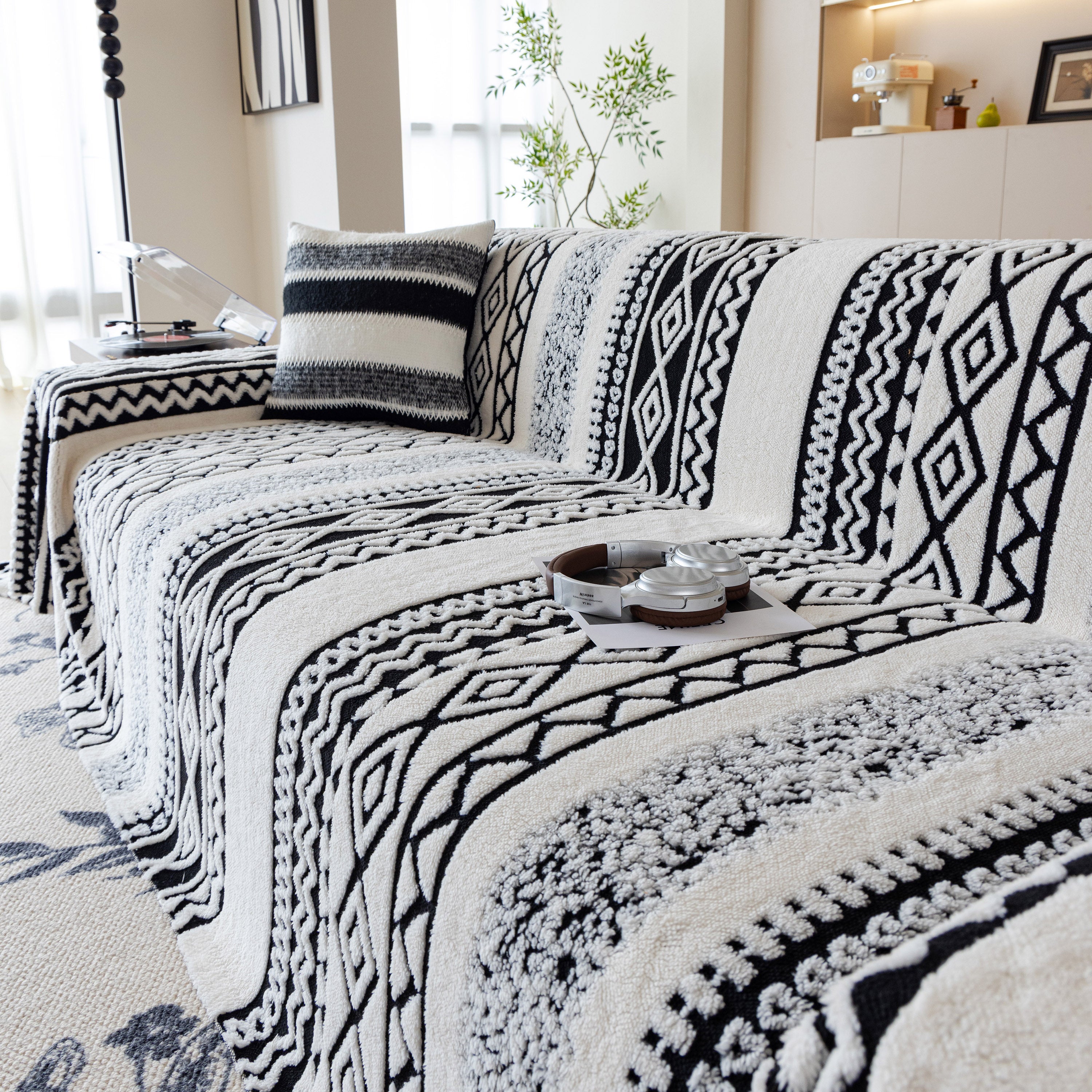 Bohemian Tufted Sofa Cover, Plush Fleece Throw Blanket With 3d Woven Aztec Stripes