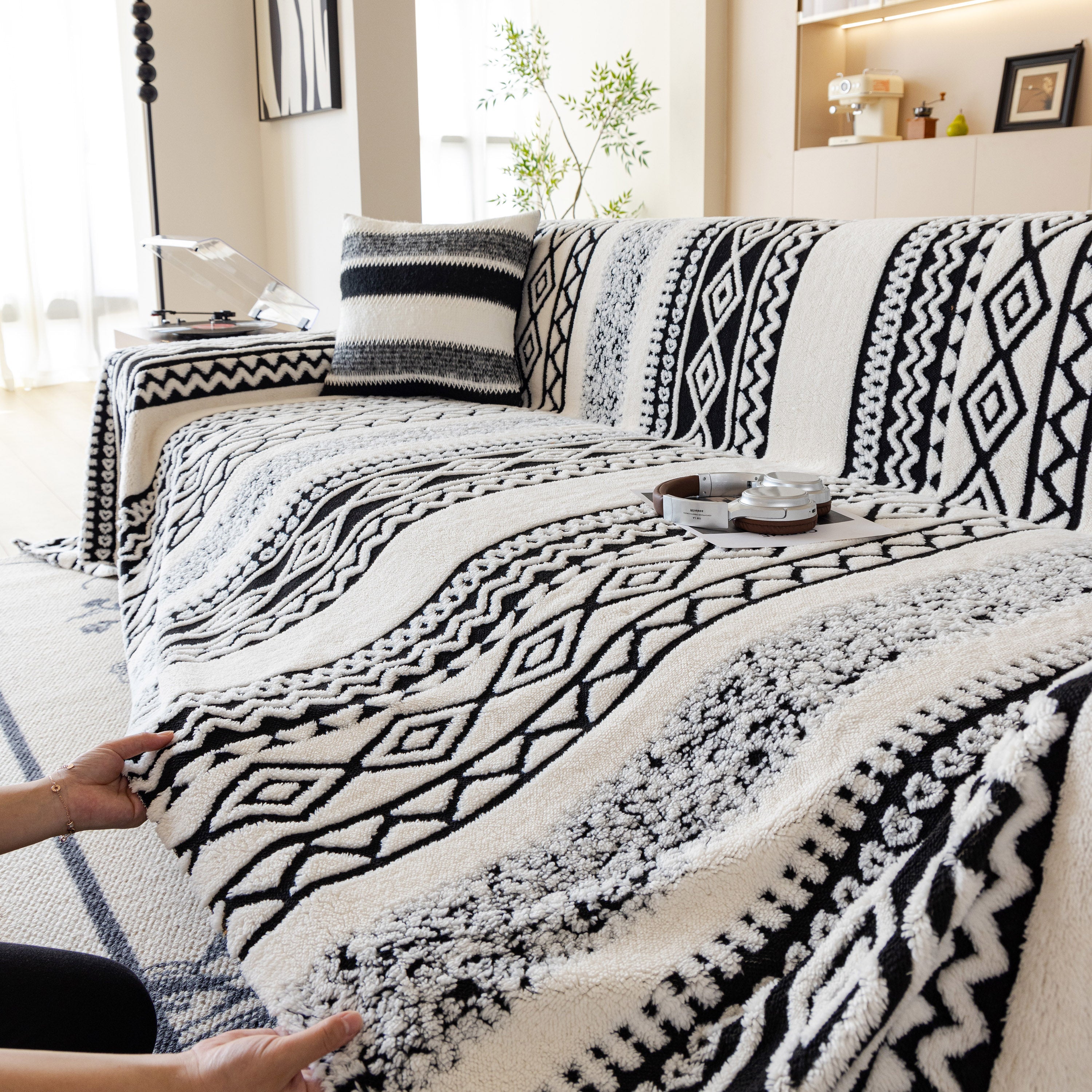 Bohemian Tufted Sofa Cover, Plush Fleece Throw Blanket With 3d Woven Aztec Stripes