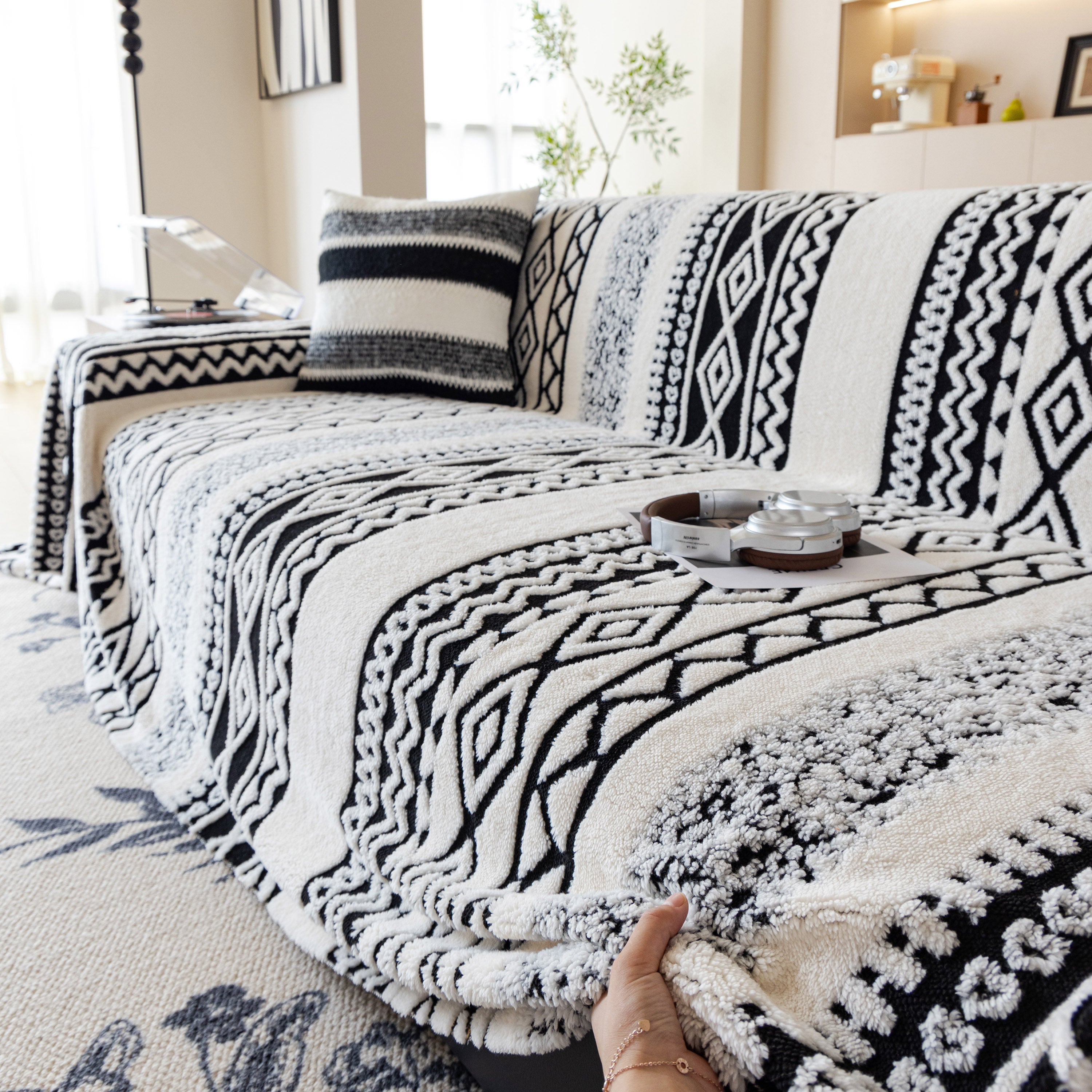Bohemian Tufted Sofa Cover, Plush Fleece Throw Blanket With 3d Woven Aztec Stripes