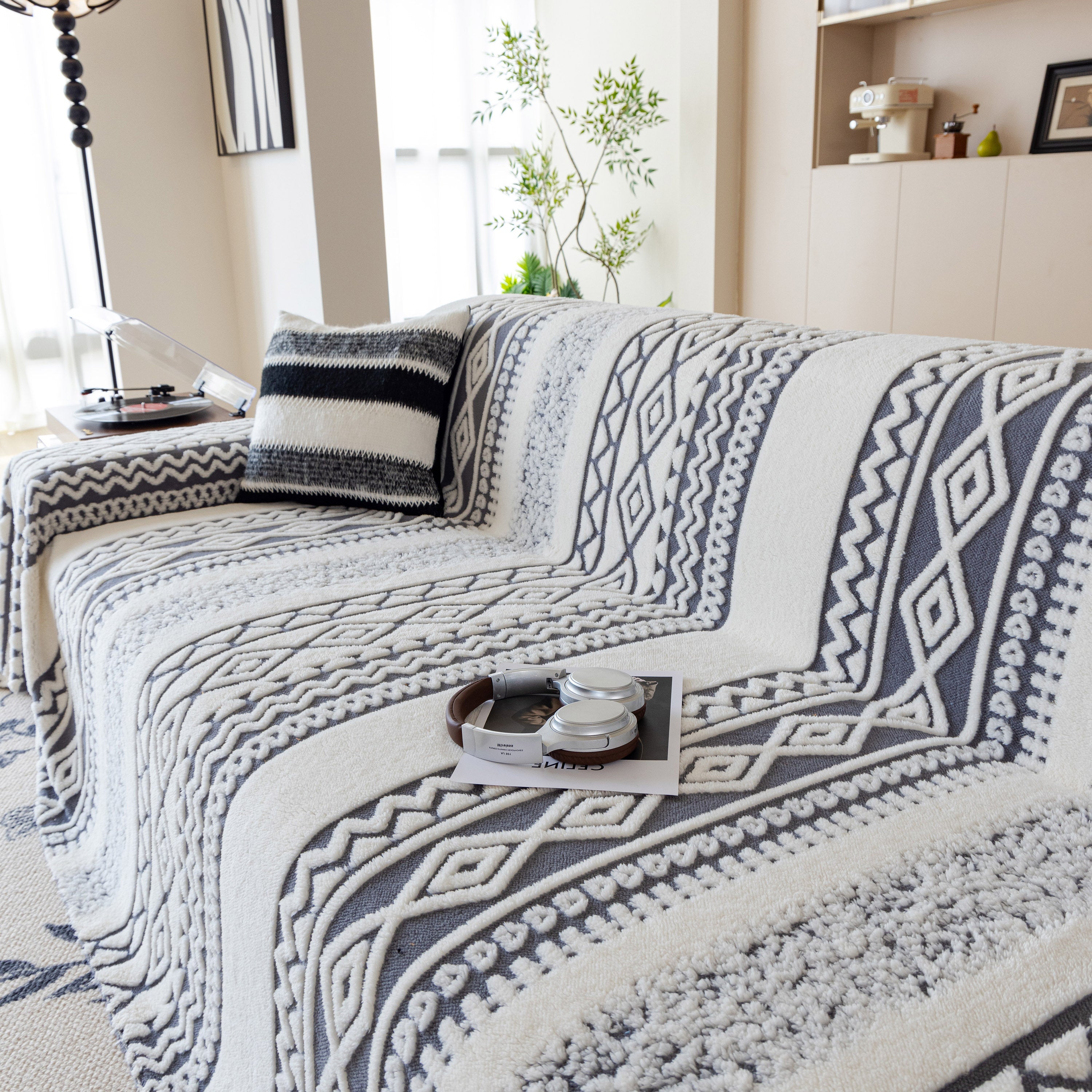Bohemian Tufted Sofa Cover, Plush Fleece Throw Blanket With 3d Woven Aztec Stripes