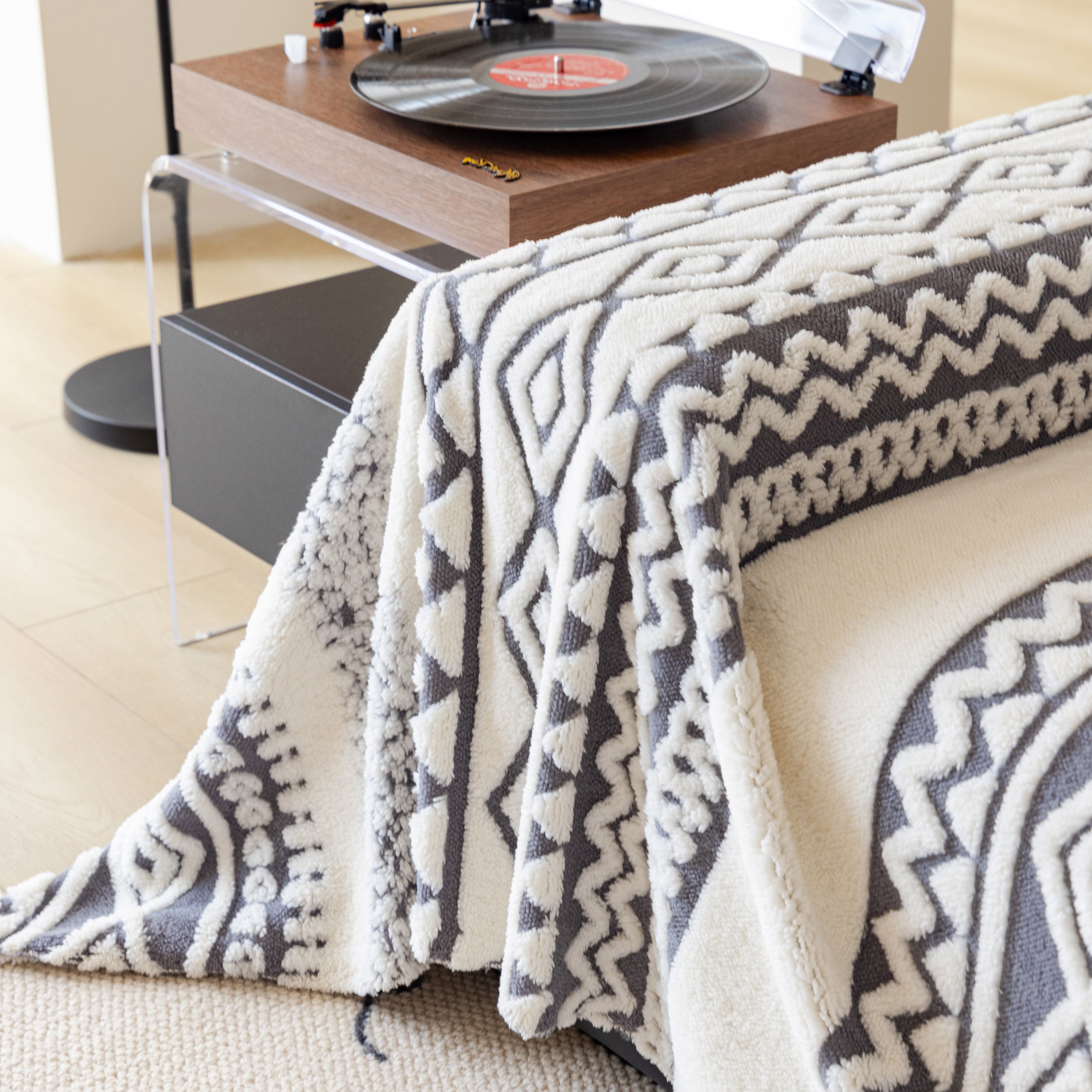 Bohemian Tufted Sofa Cover, Plush Fleece Throw Blanket With 3d Woven Aztec Stripes