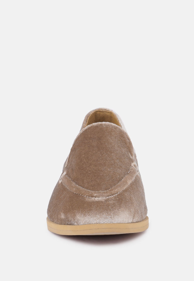 Luxe-lap Velvet Handcrafted Loafers