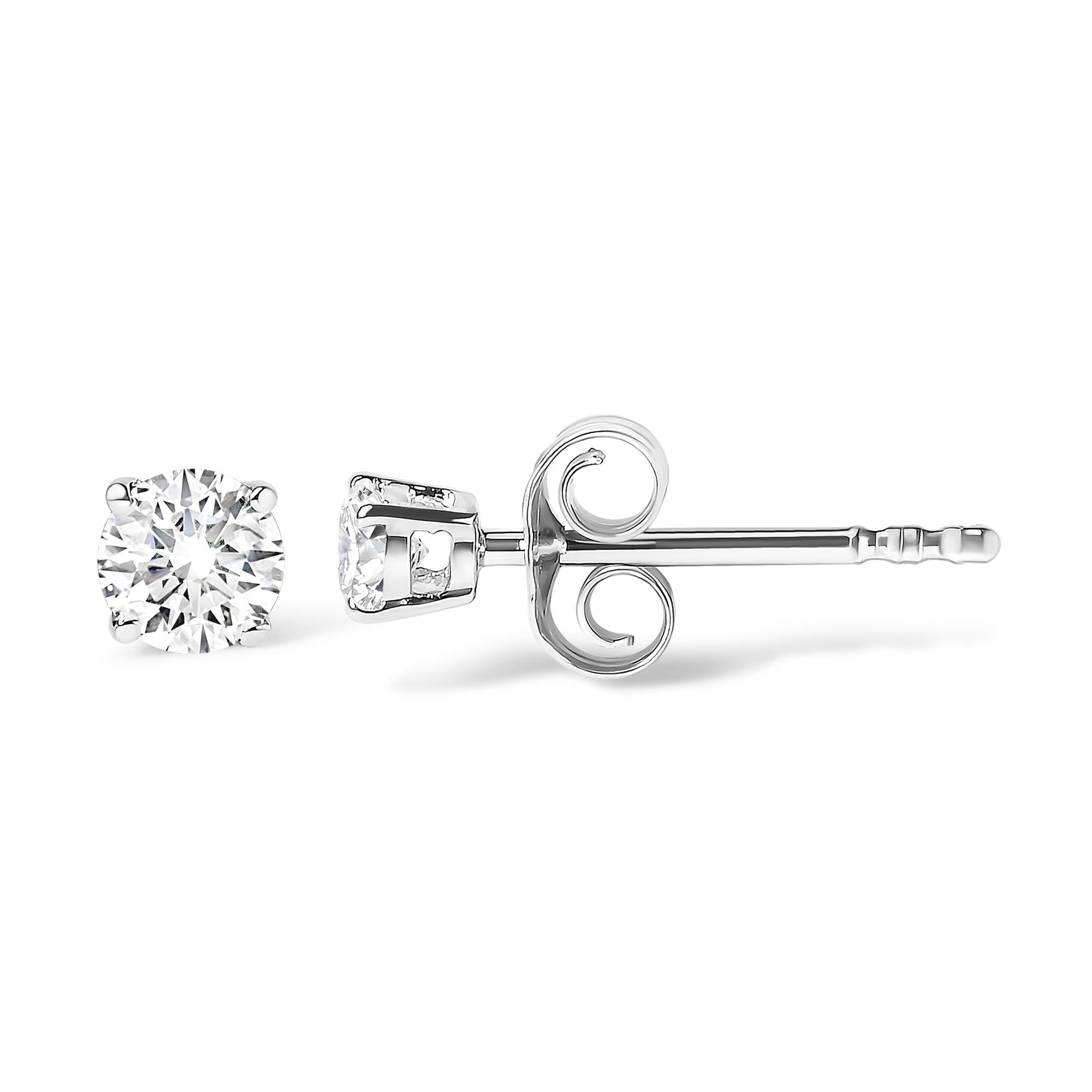 .925 Sterling Silver 1/2 Cttw Round Brilliant-Cut Lab Grown Diamond Classic 4-Prong Stud Earrings