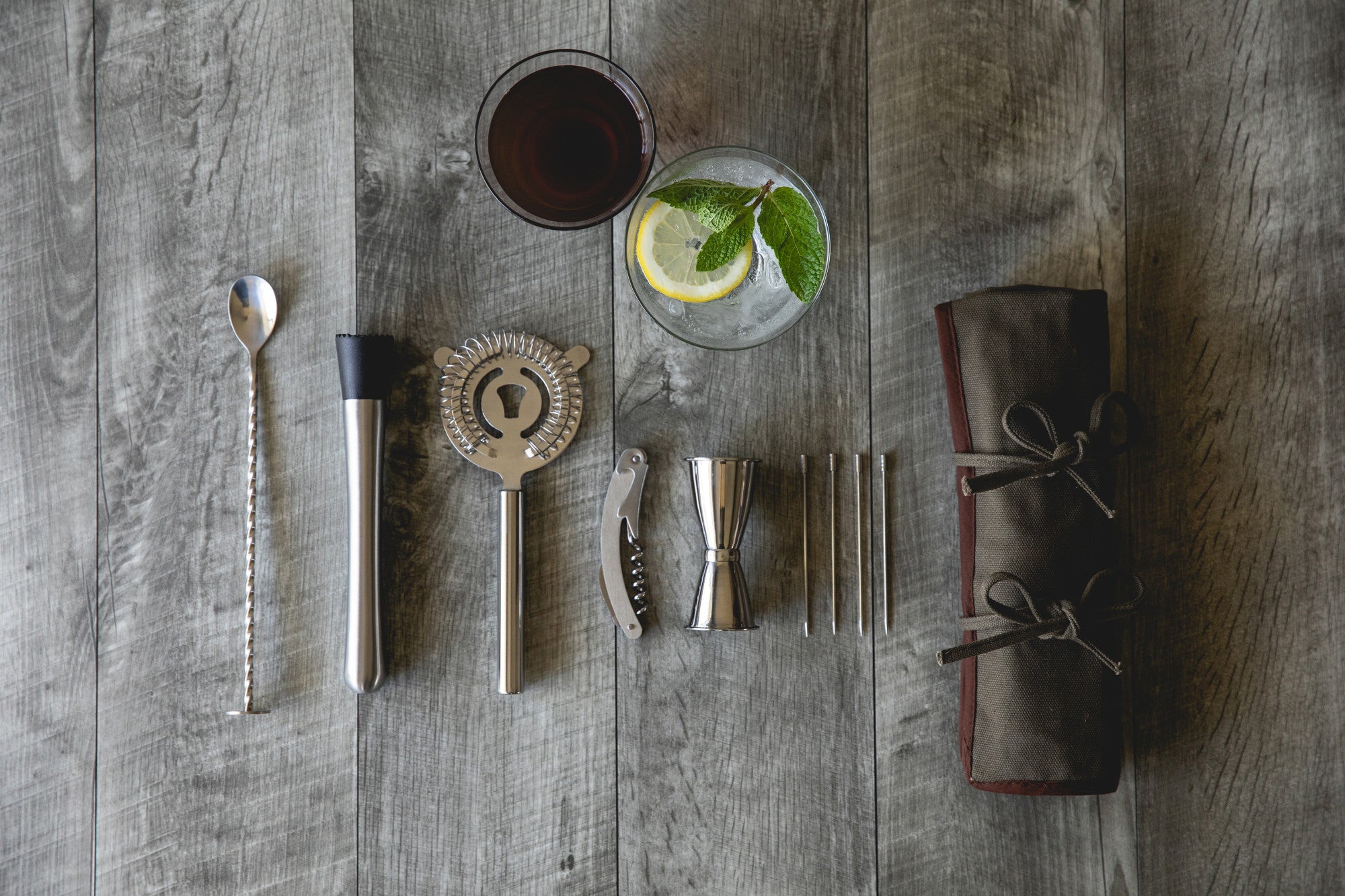 10-piece Bar Tool Roll Up Kit