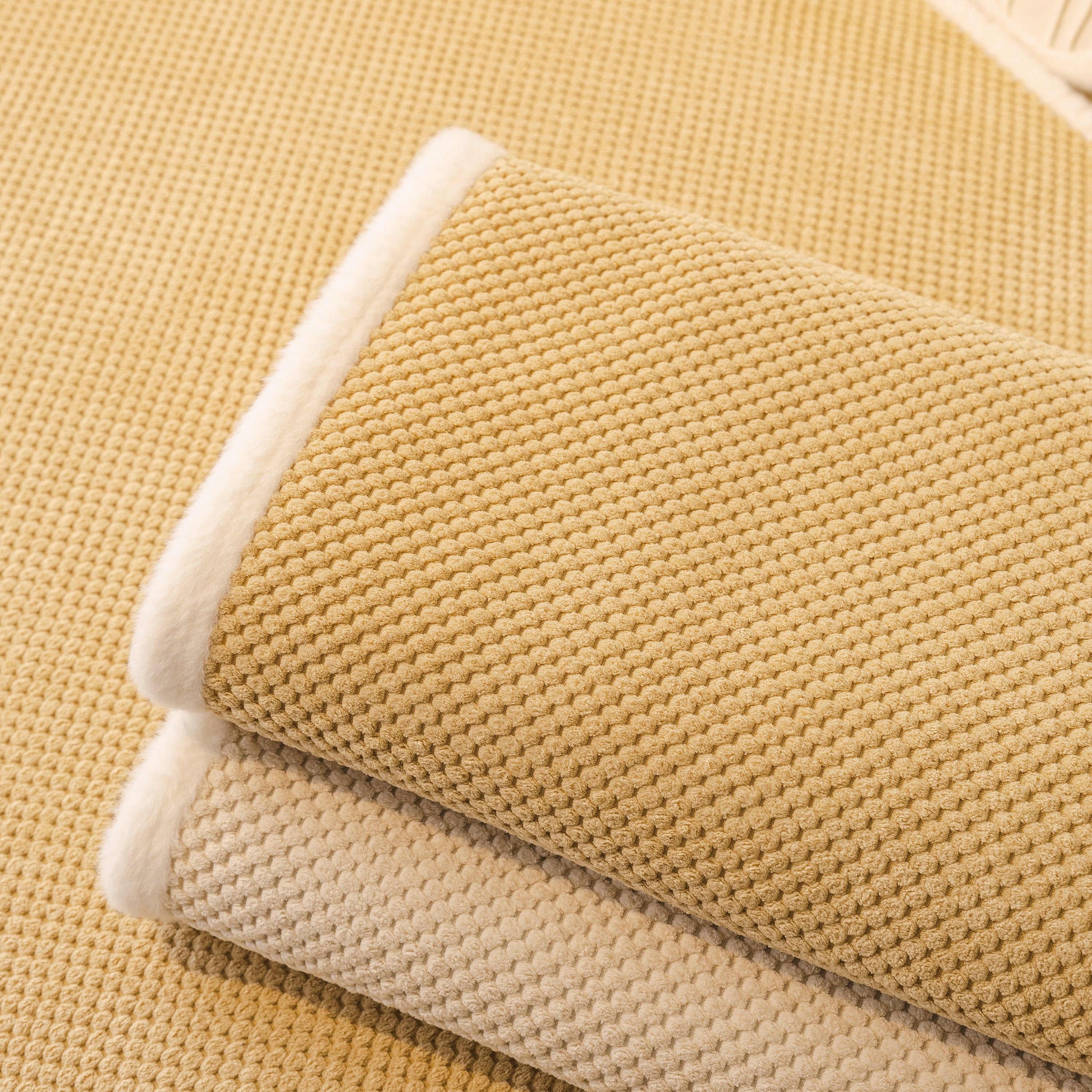 Washable Sofa Throw Pad, Non-slip Sofa Mat Cozy Couch Slipcover With Soft Furry Trim