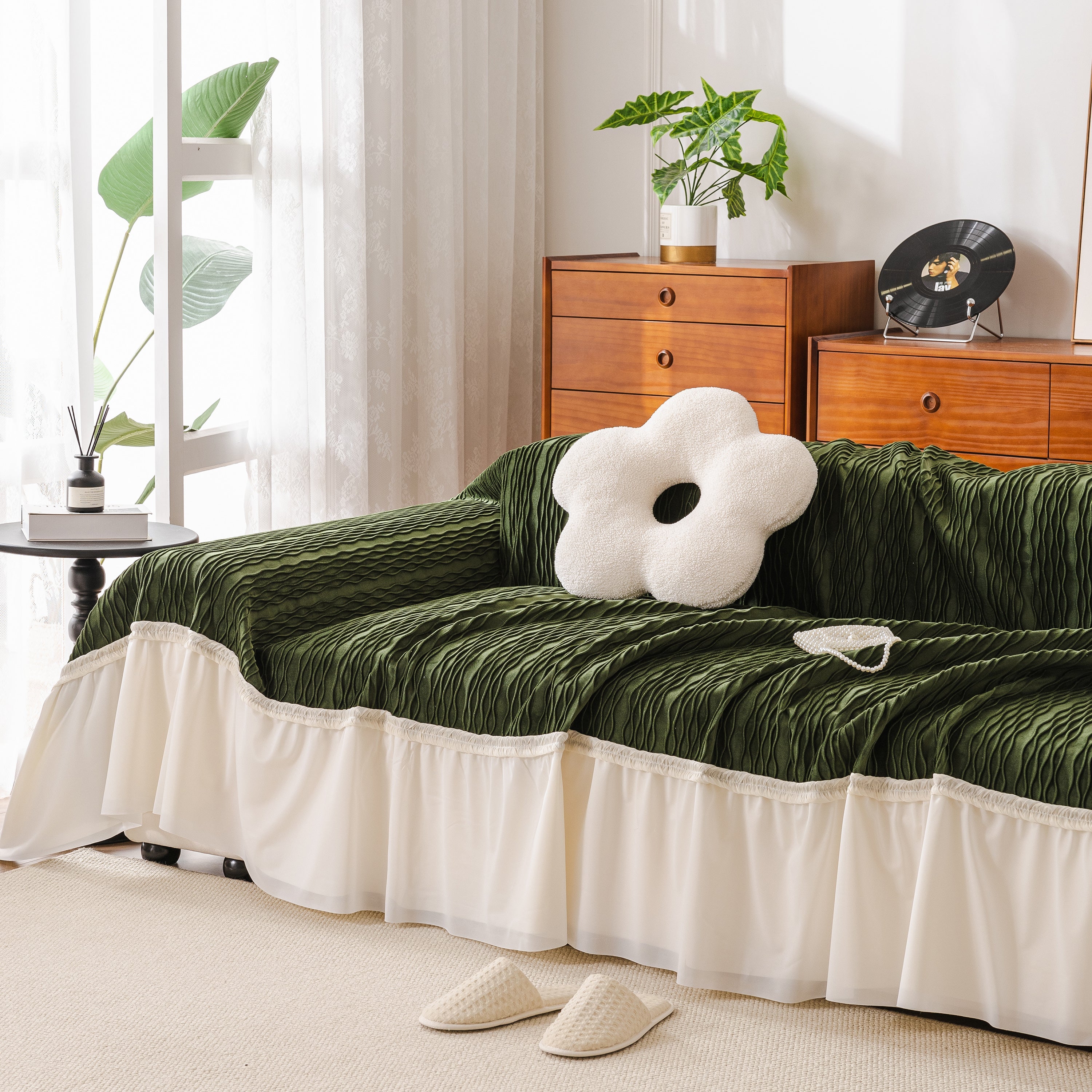 Soft Warm Flannel Couch Cover Throw Blanket With French Flounce, Beautiful Furniture Throws For Sofas