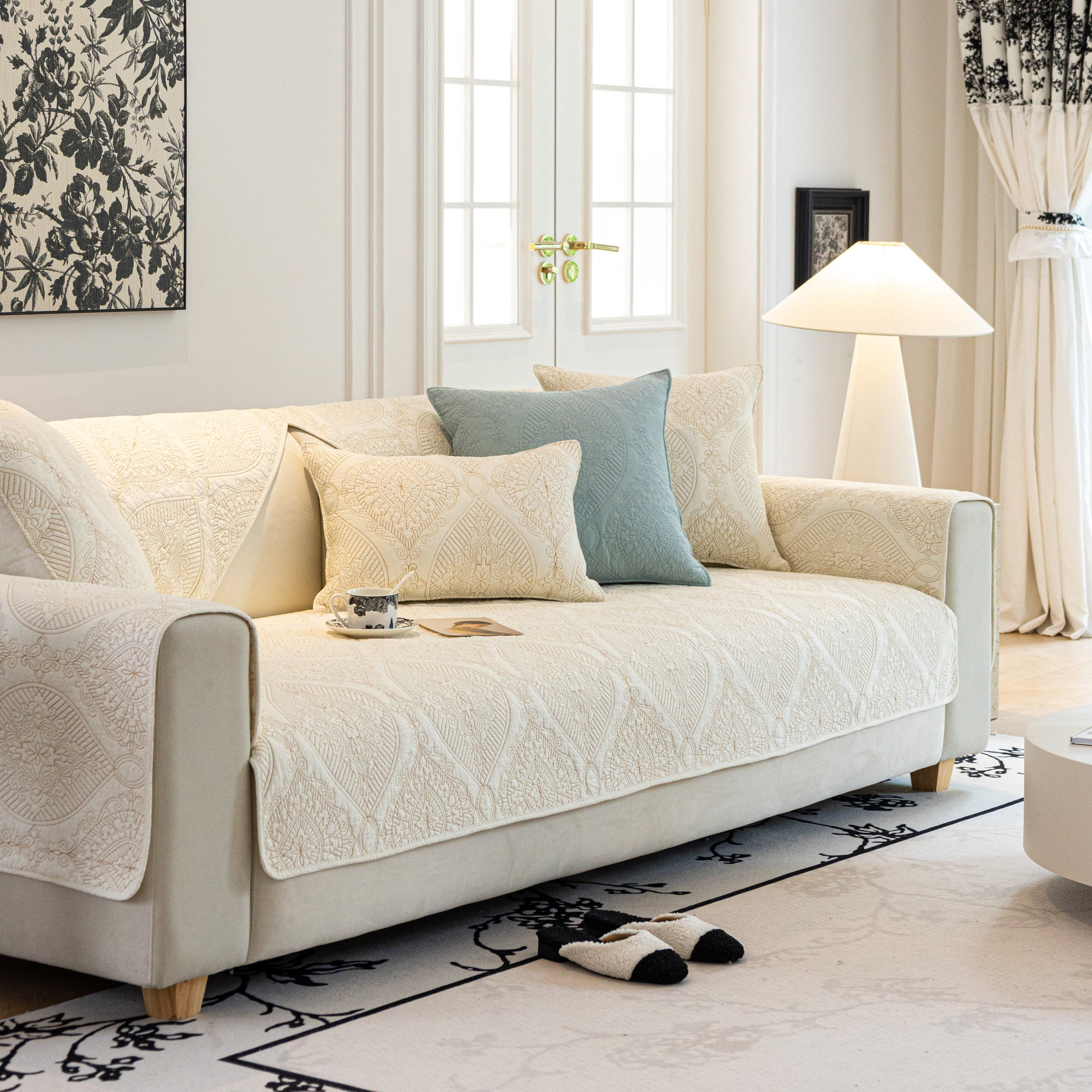 Baroque Sofa Cover – Quilted Cotton, Non-slip, Washable With Ornate Embroidery