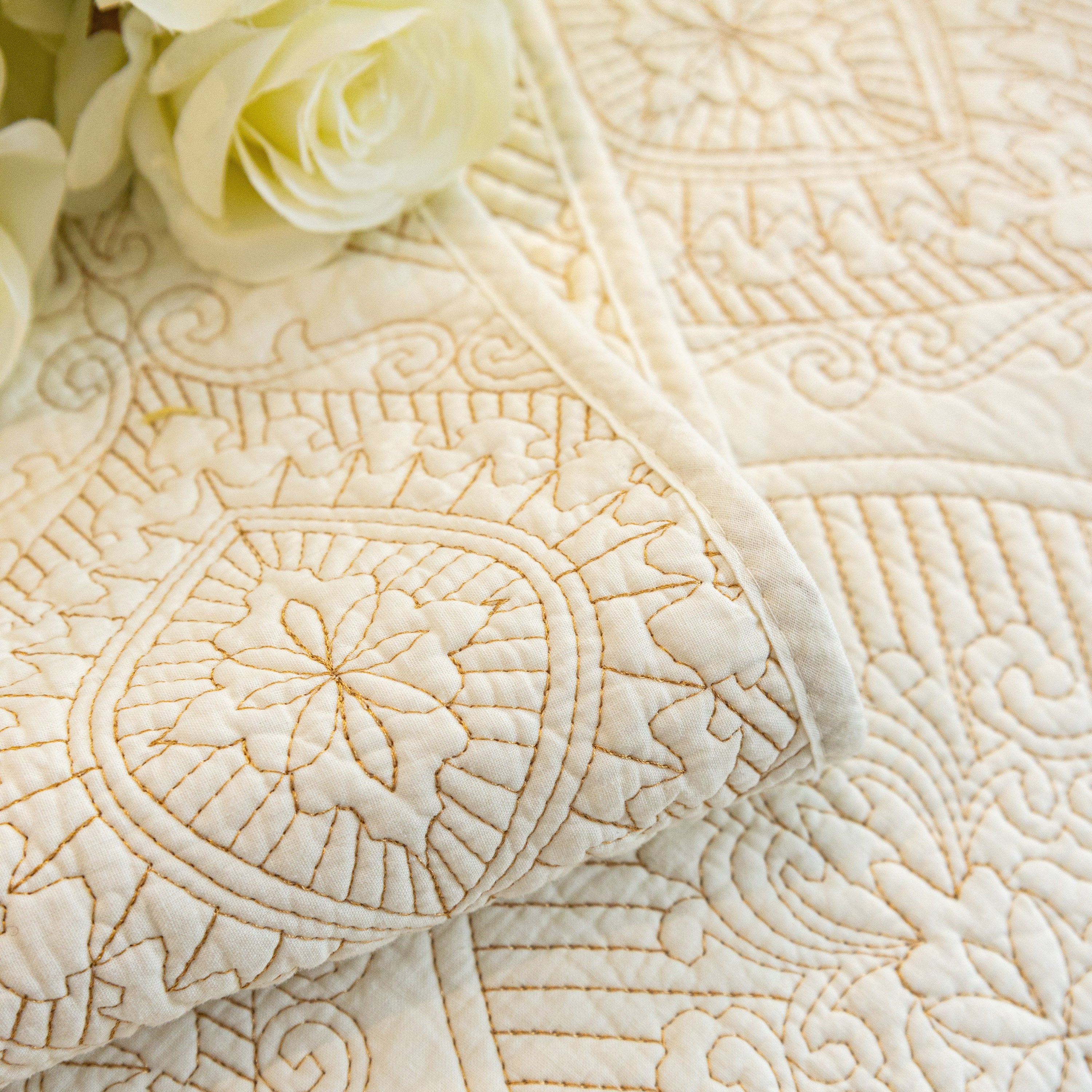 Baroque Sofa Cover – Quilted Cotton, Non-slip, Washable With Ornate Embroidery