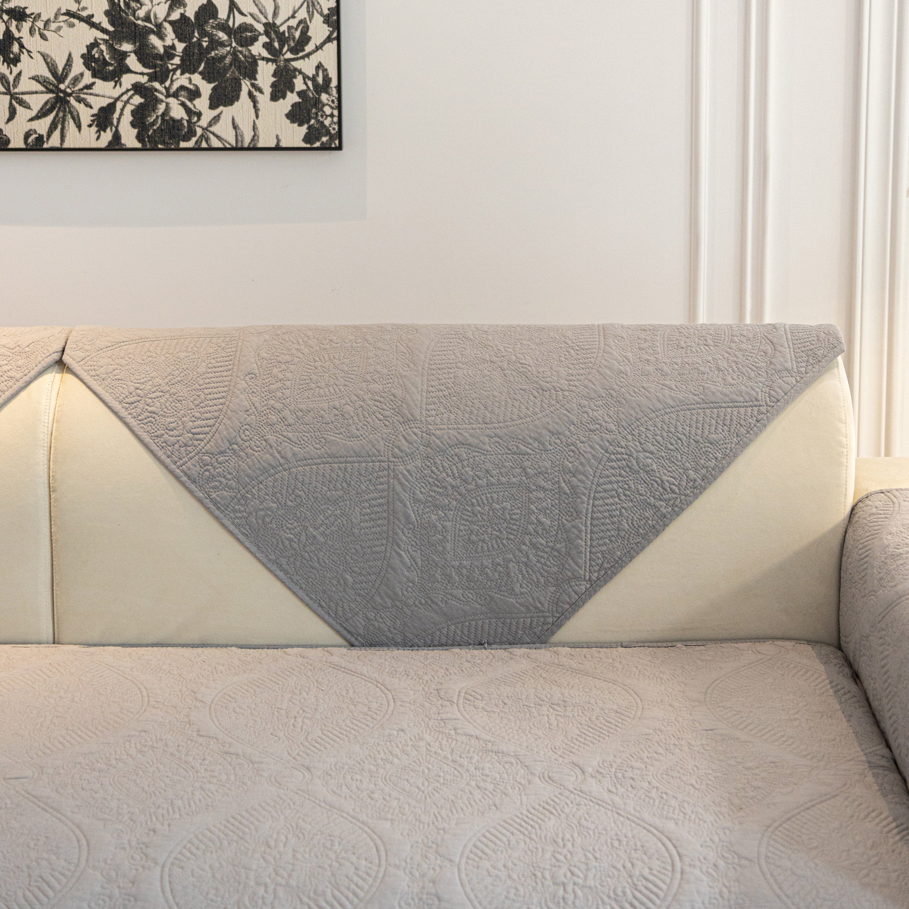 Baroque Sofa Cover – Quilted Cotton, Non-slip, Washable With Ornate Embroidery