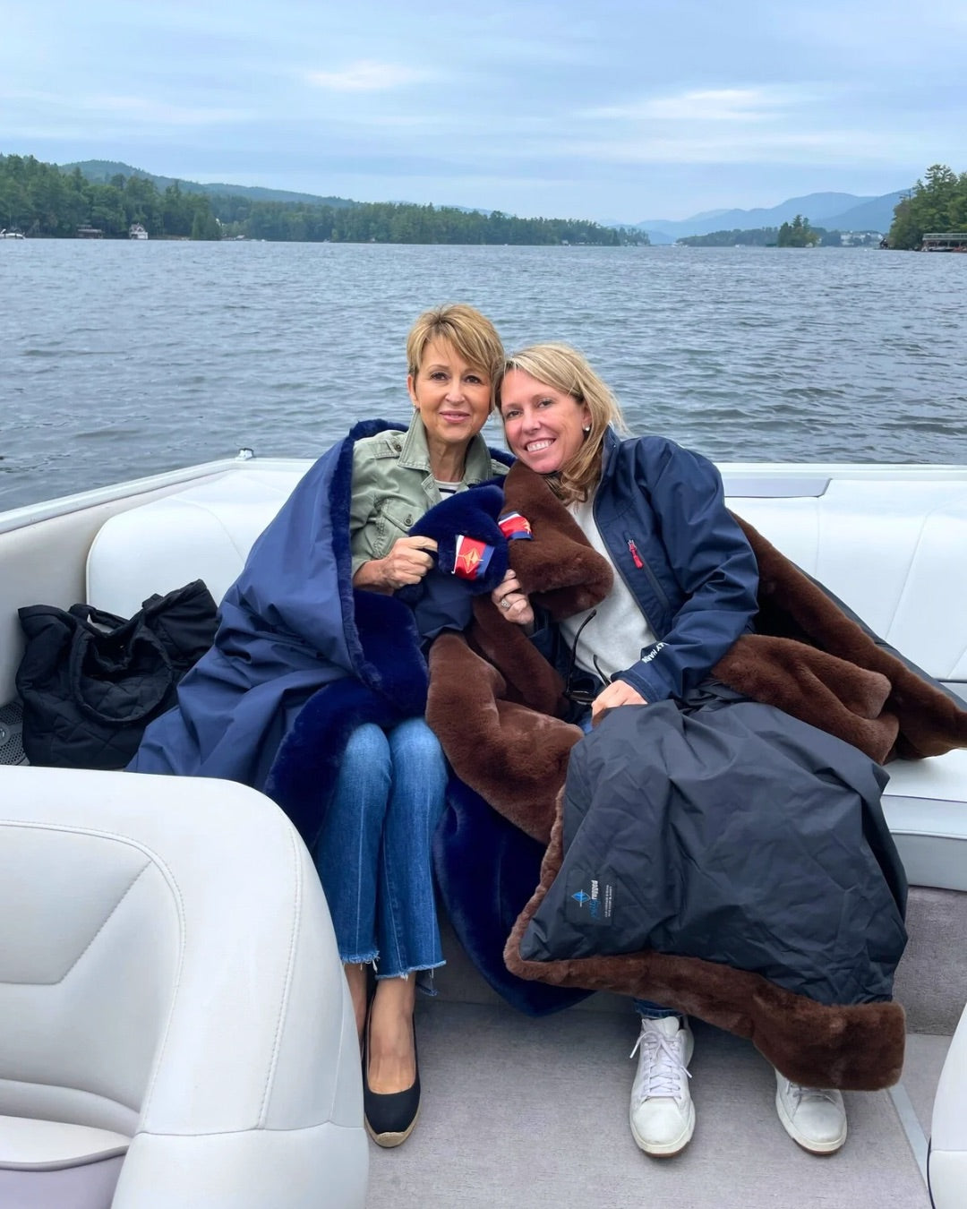 Waterproof Windproof Large Outdoor Blanket