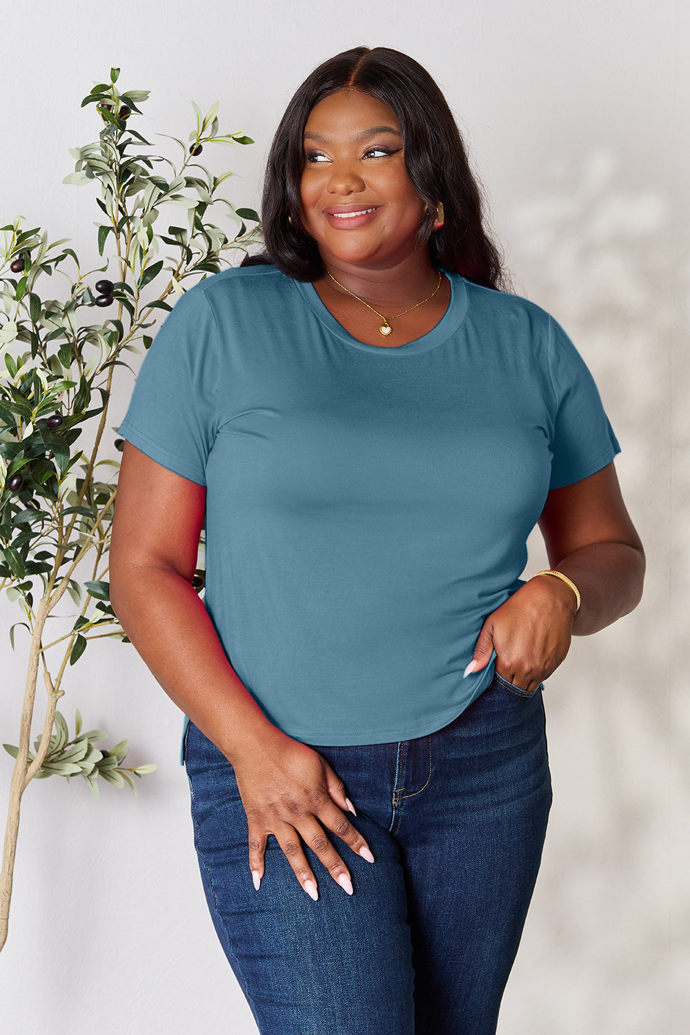 Basic Bae Full Size Round Neck Short Sleeve T-shirt