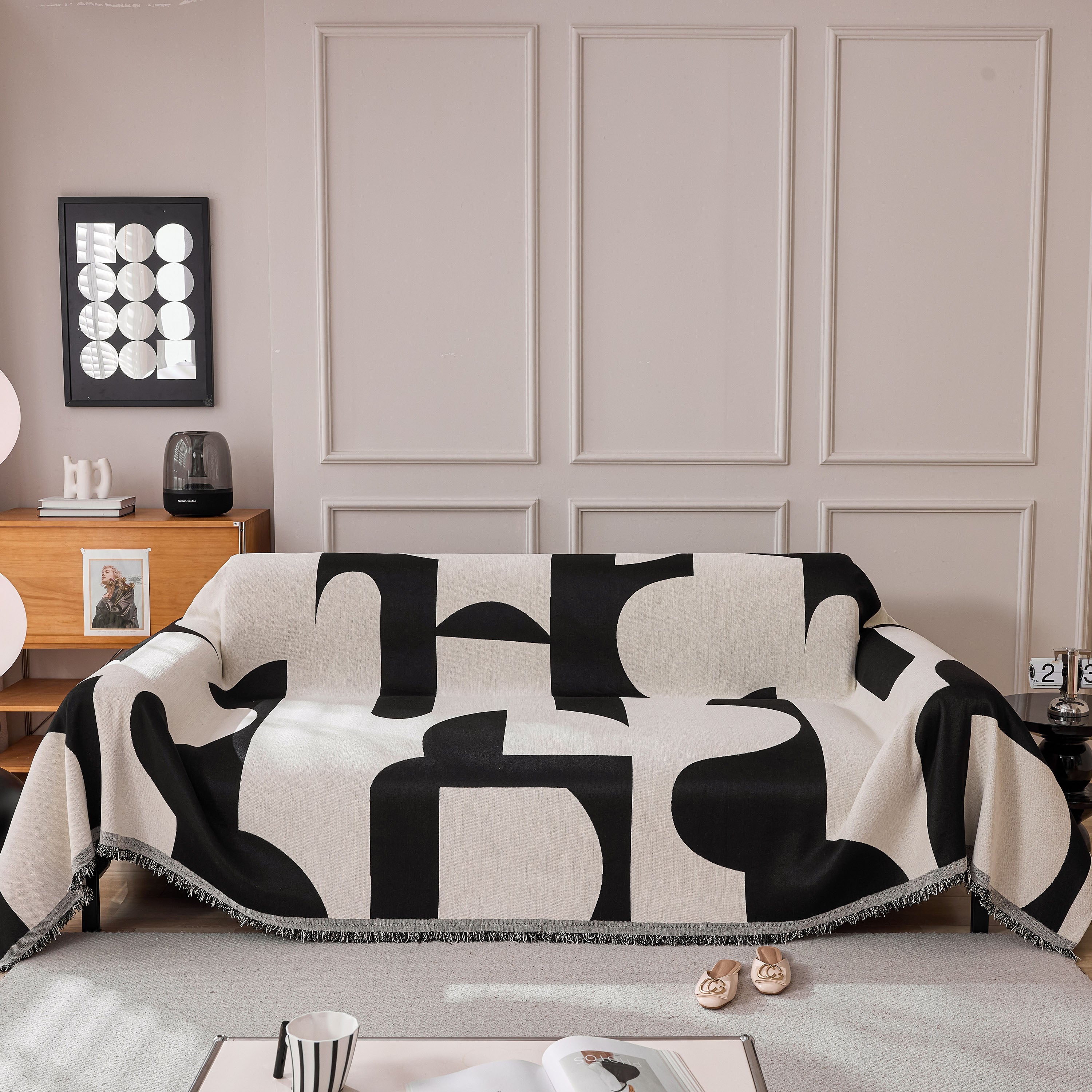 Modern Abstract Chenille Sofa Cover, Large Soft Throw Blanket With Tassels For Couch