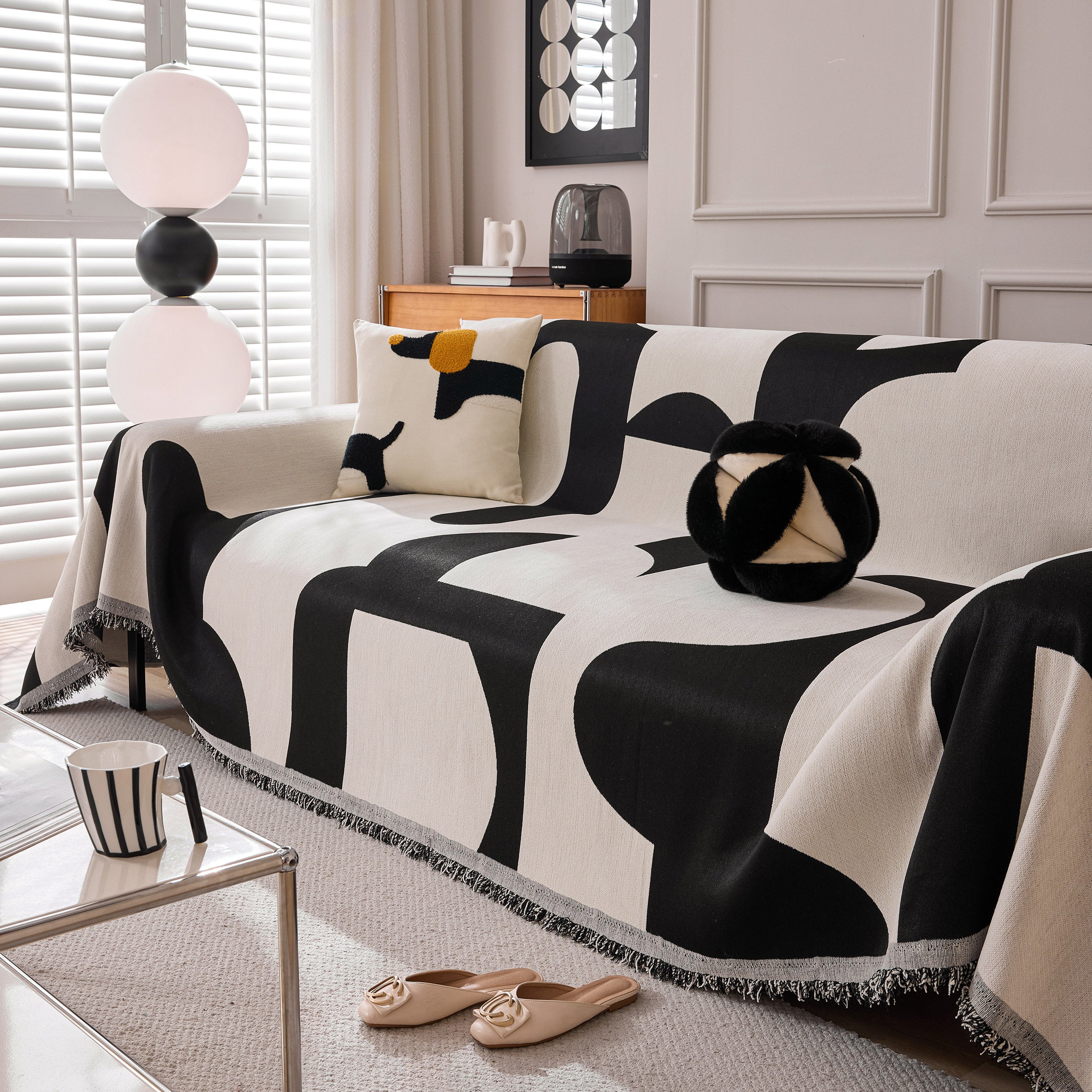 Modern Abstract Chenille Sofa Cover, Large Soft Throw Blanket With Tassels For Couch