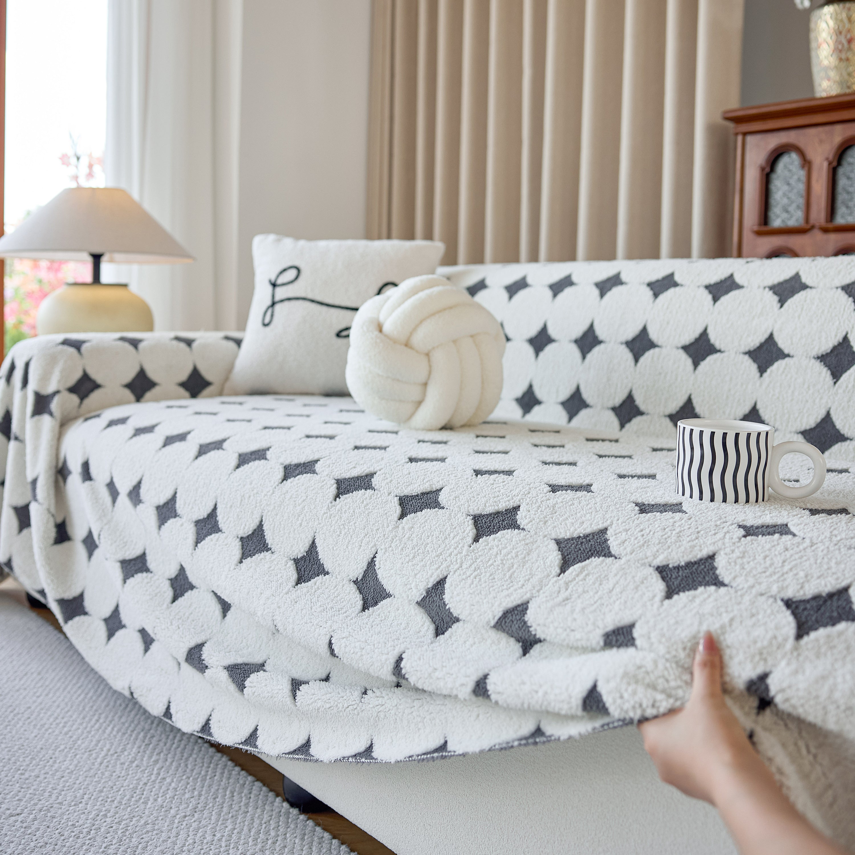 Geometric Jacquard Plush Warm Sofa Couch Cover Coral Fleece Throw Blanket For Couch
