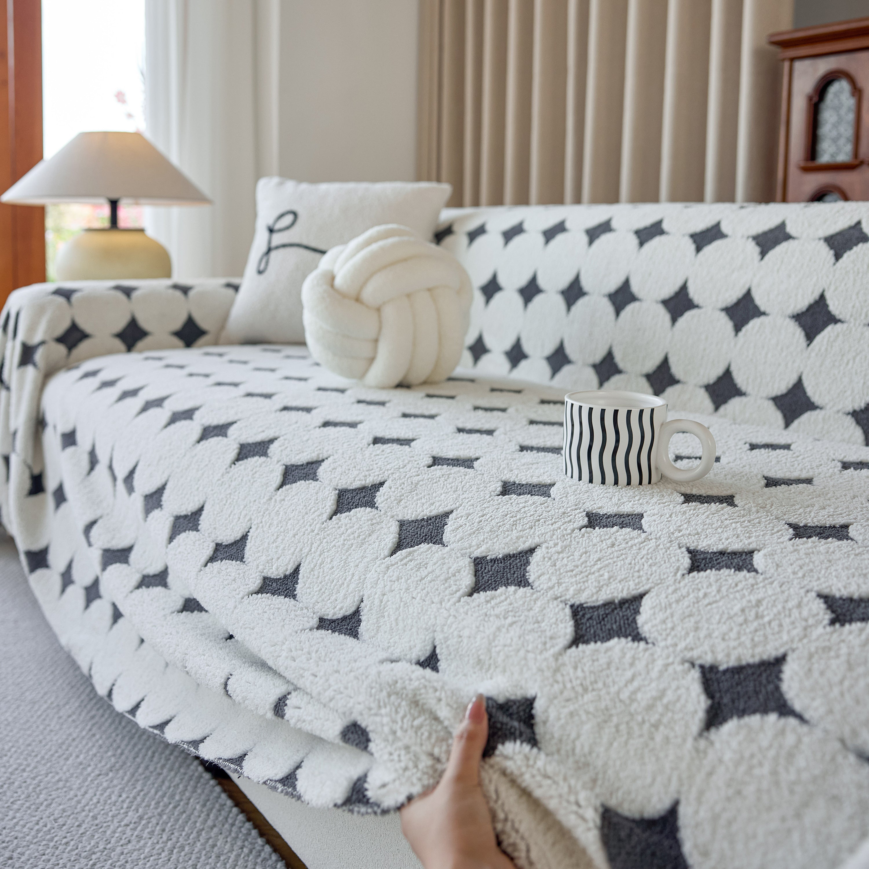 Geometric Jacquard Plush Warm Sofa Couch Cover Coral Fleece Throw Blanket For Couch