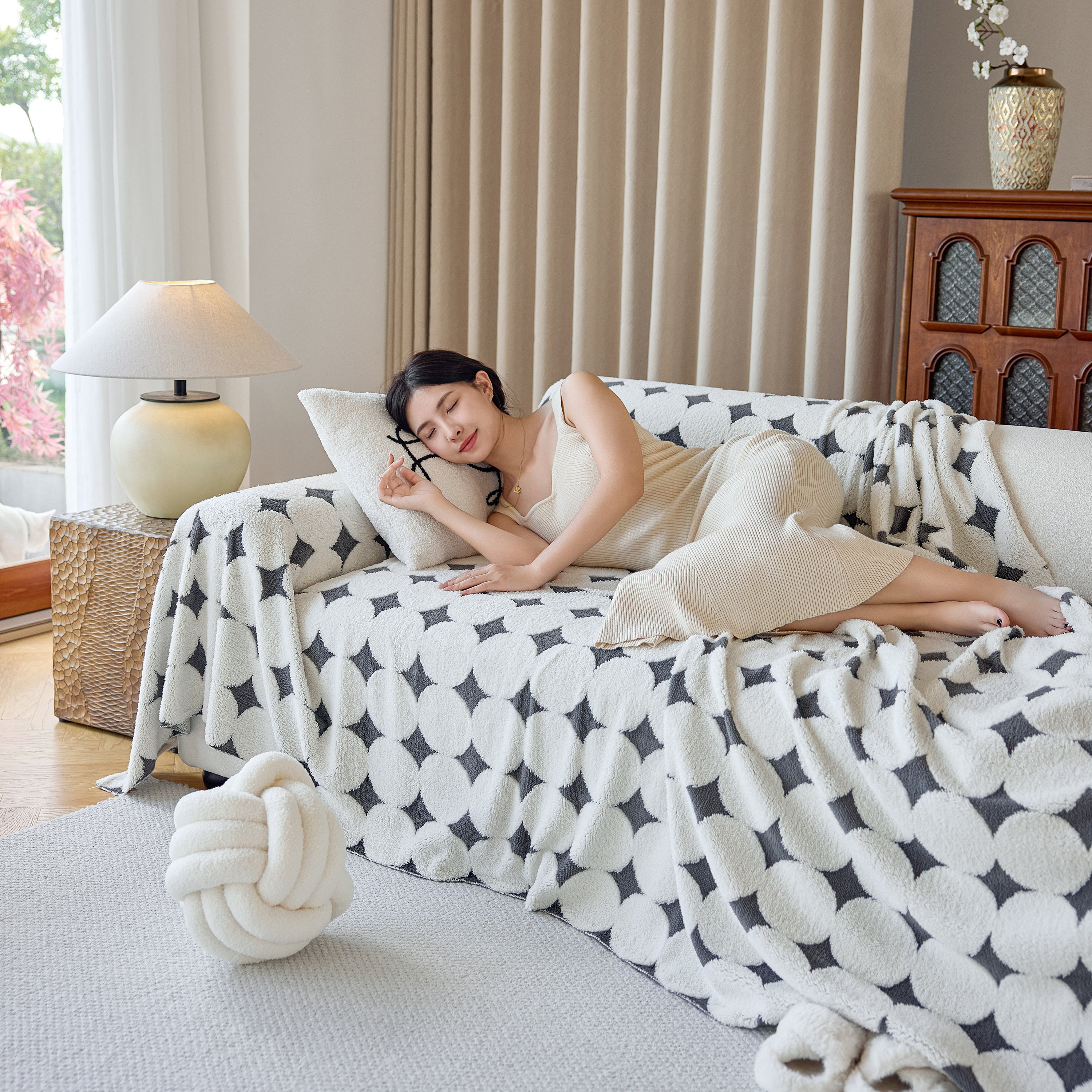 Geometric Jacquard Plush Warm Sofa Couch Cover Coral Fleece Throw Blanket For Couch