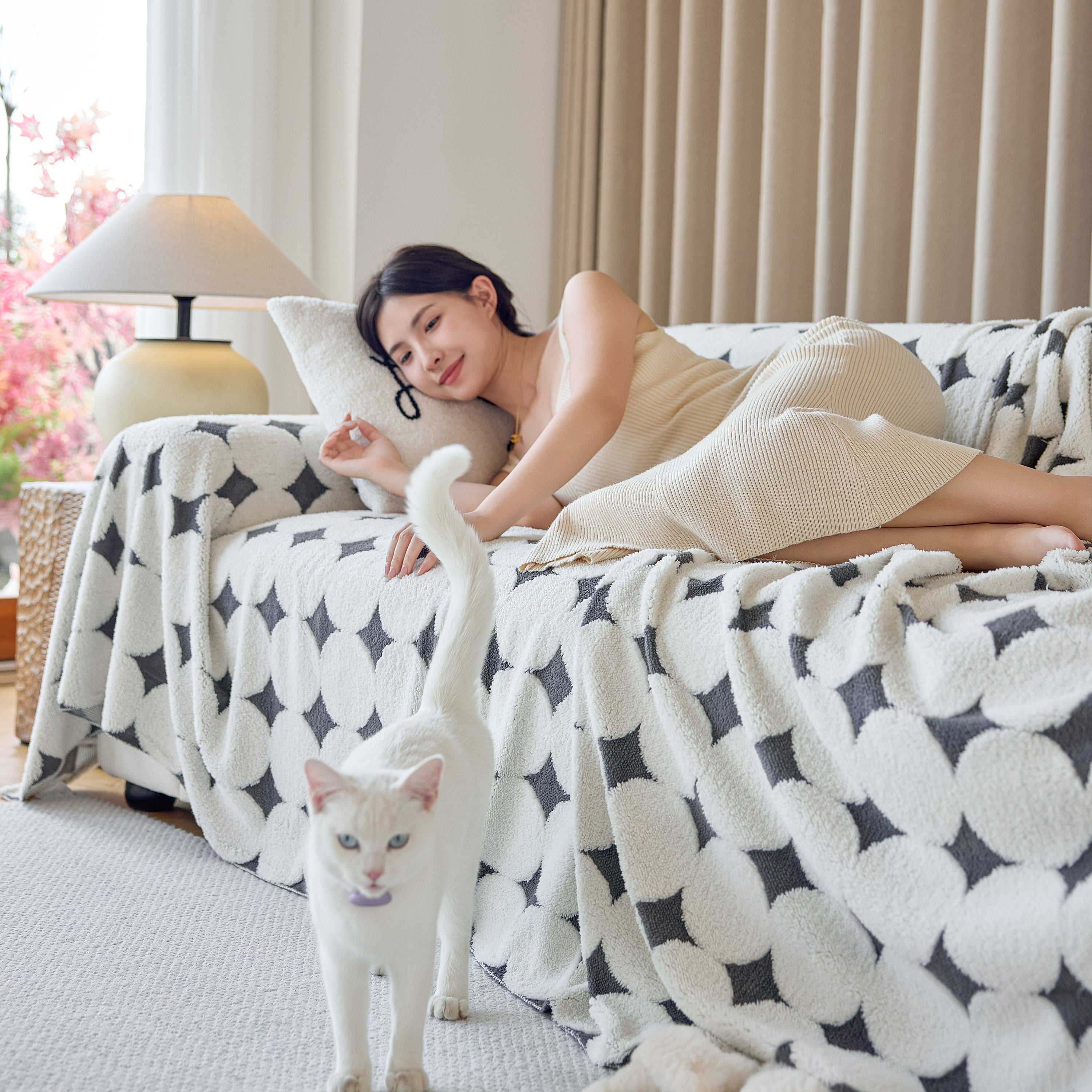 Geometric Jacquard Plush Warm Sofa Couch Cover Coral Fleece Throw Blanket For Couch
