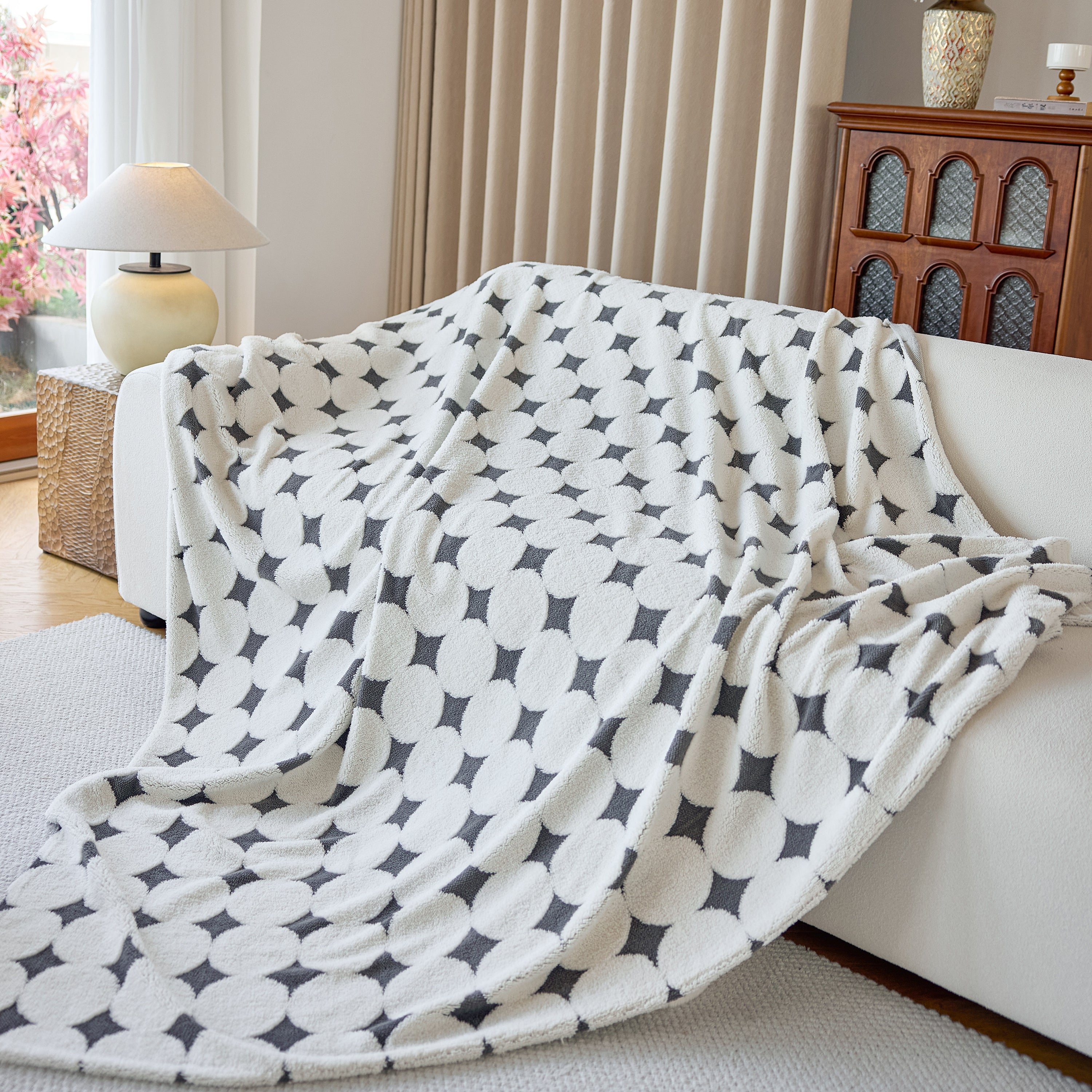 Geometric Jacquard Plush Warm Sofa Couch Cover Coral Fleece Throw Blanket For Couch