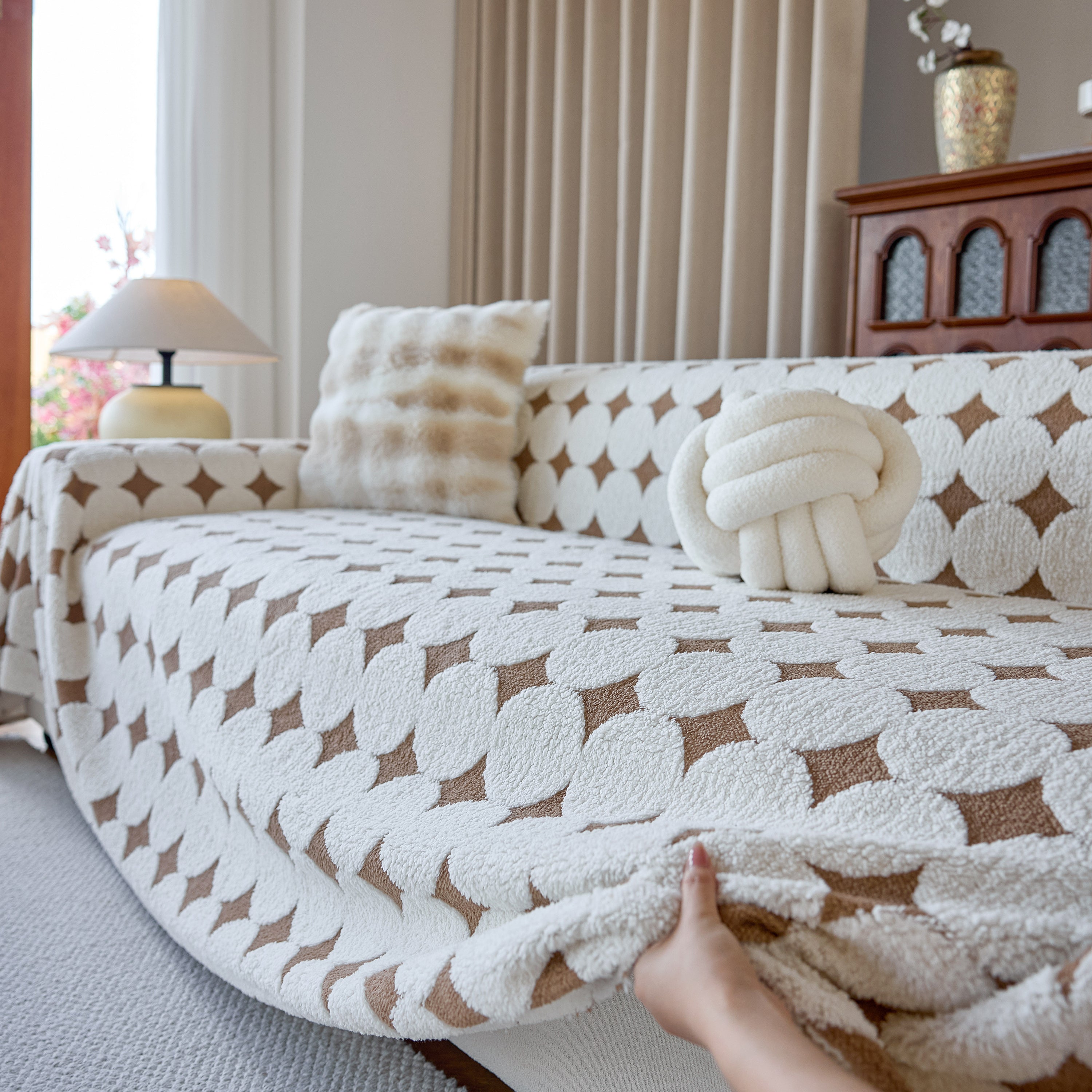 Geometric Jacquard Plush Warm Sofa Couch Cover Coral Fleece Throw Blanket For Couch