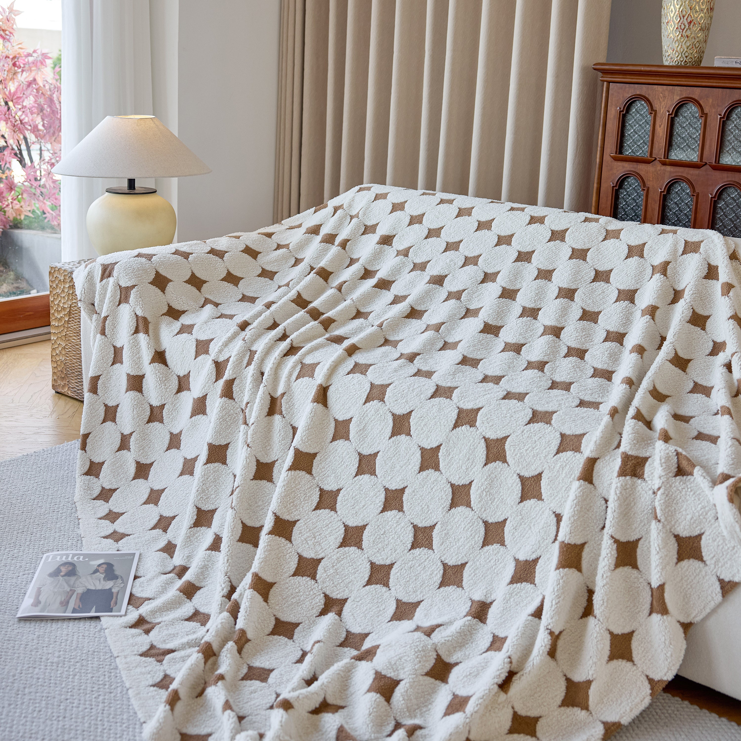 Geometric Jacquard Plush Warm Sofa Couch Cover Coral Fleece Throw Blanket For Couch