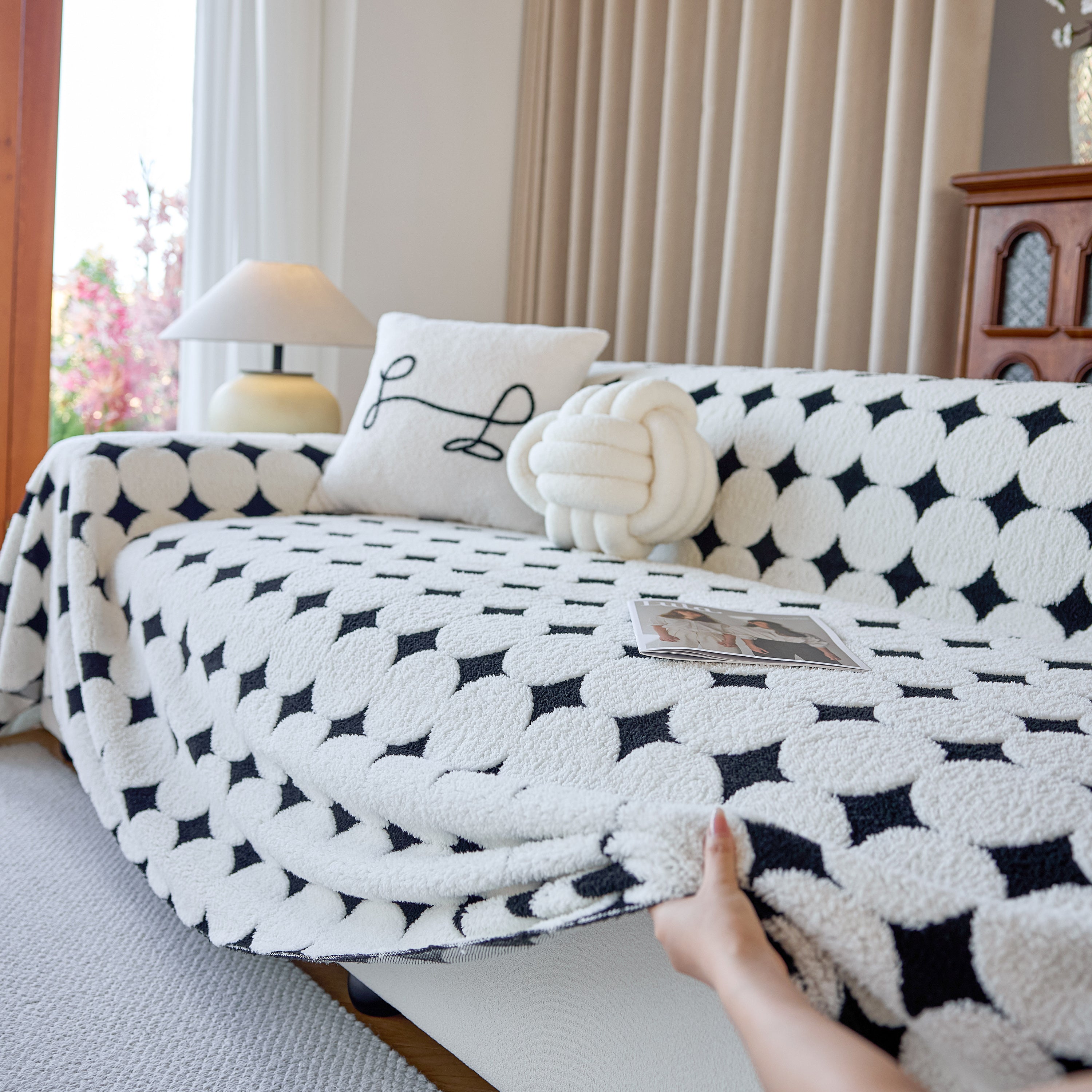 Geometric Jacquard Plush Warm Sofa Couch Cover Coral Fleece Throw Blanket For Couch