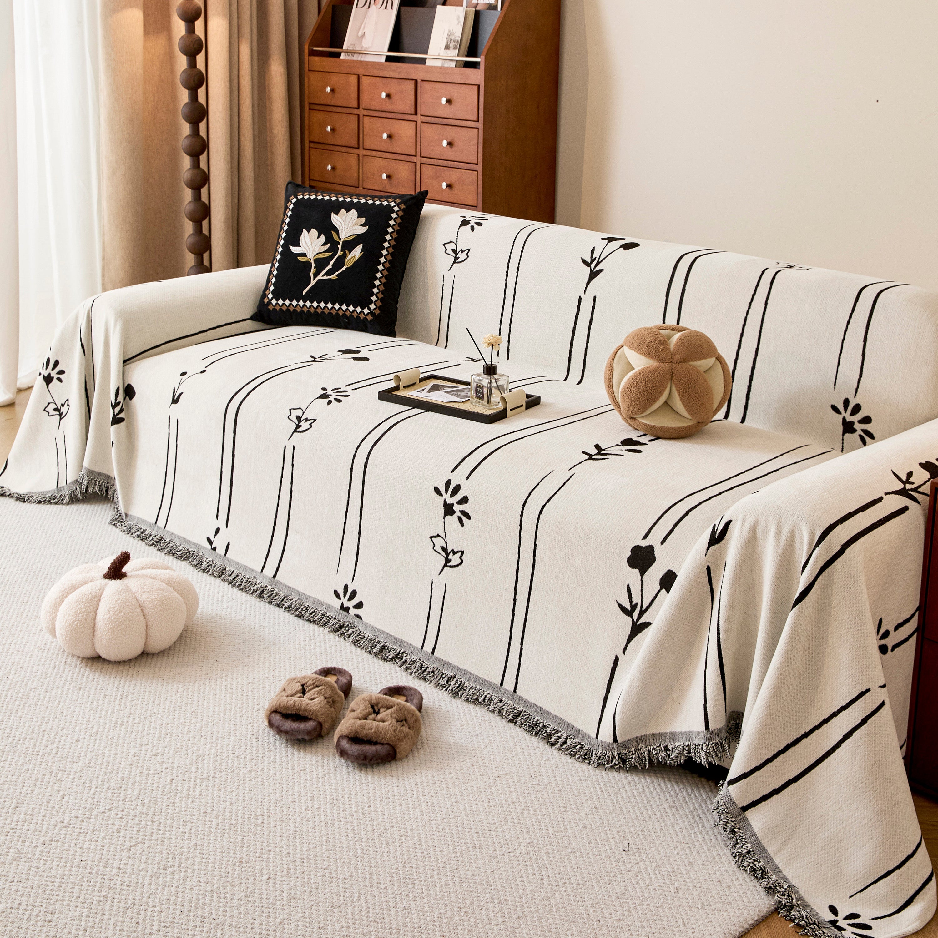 Chenille Jacquard Sofa Throw Cover With Tassel Soft Thick Couch Protector Blanket