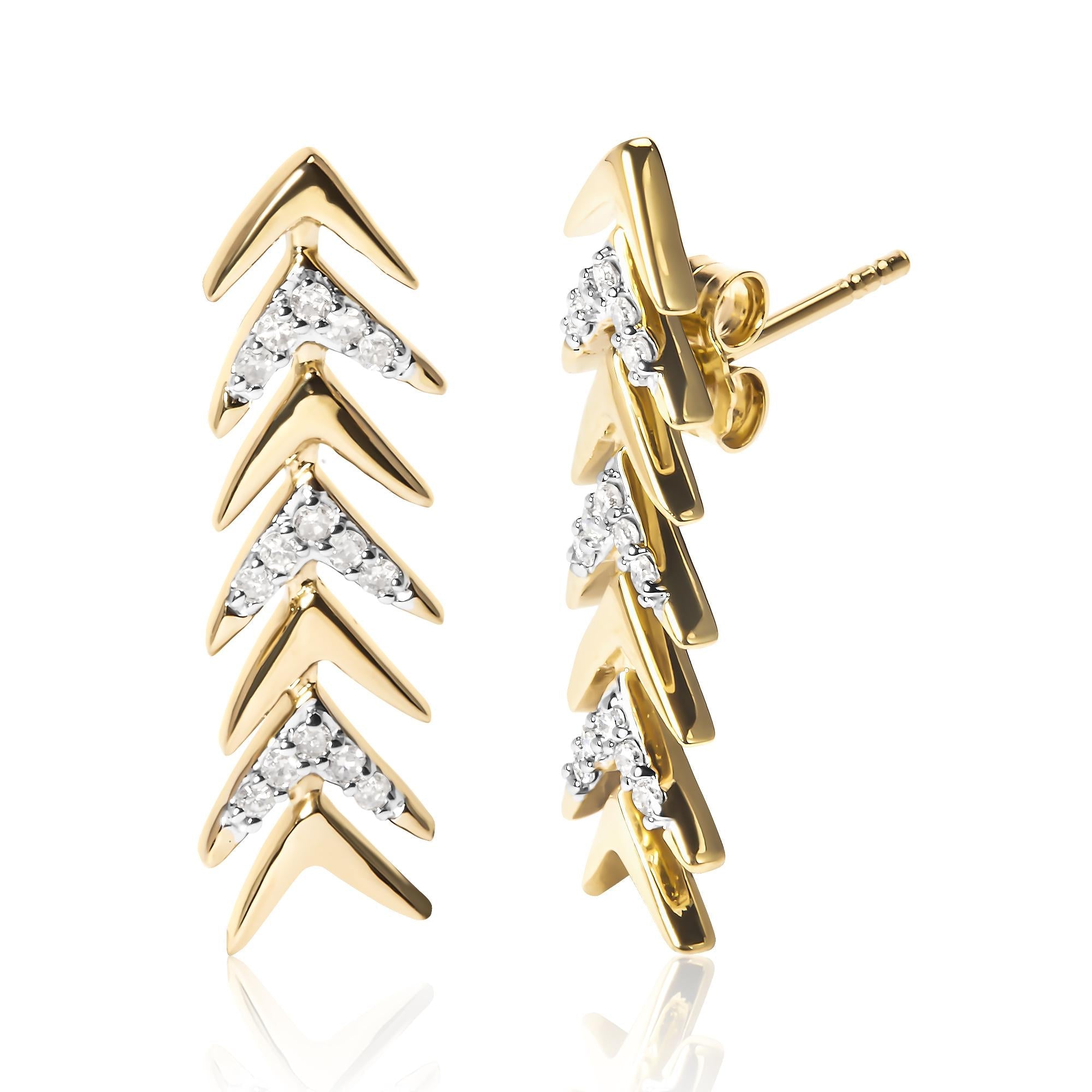 18k Yellow Gold Plated .925 Sterling Silver 1/5 Cttw Diamond Chevron Arrow Stud Earring (i-j Color, I2-i3 Clarity)