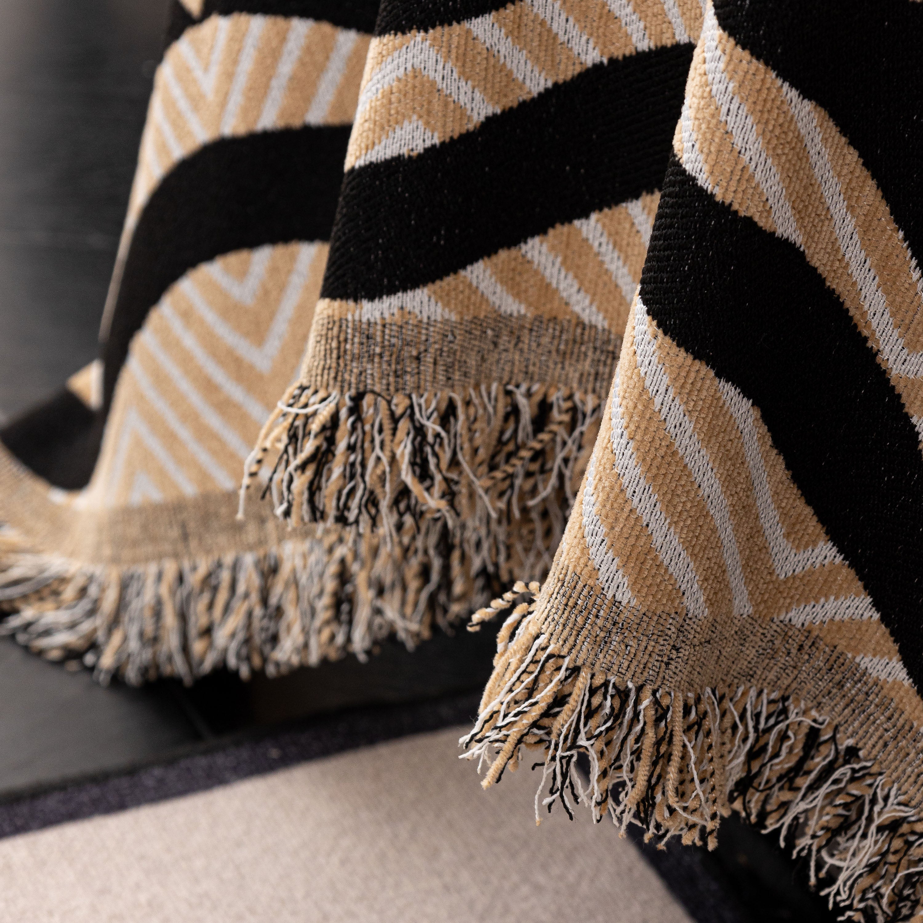 Chenille Sofa Throw Cover, Textured Chevron Decorative Couch Blanket For Living Room