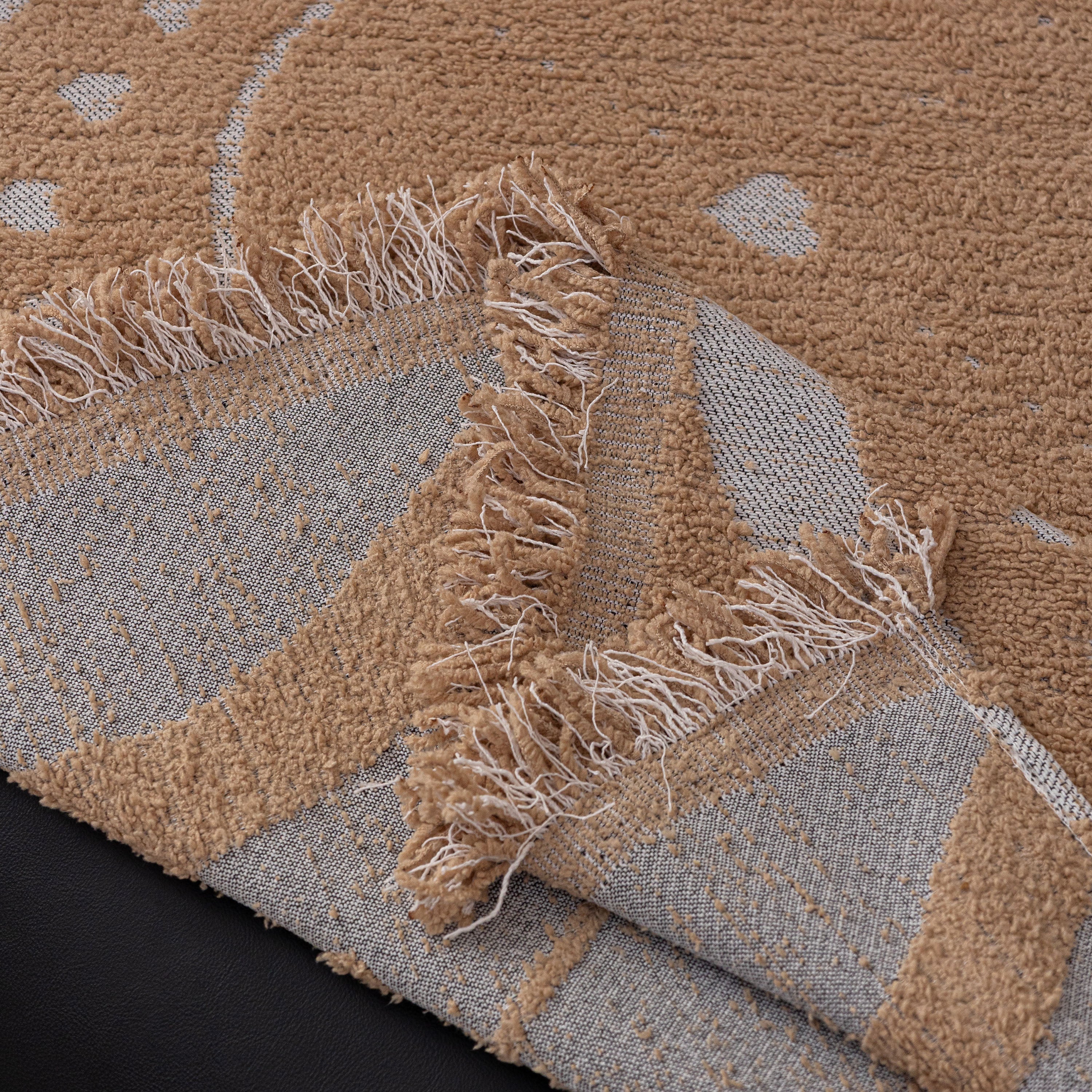 Luxurious Jacquard Couch Cover, Snag-resistant Pet Friendly Couch Throw With Fringe