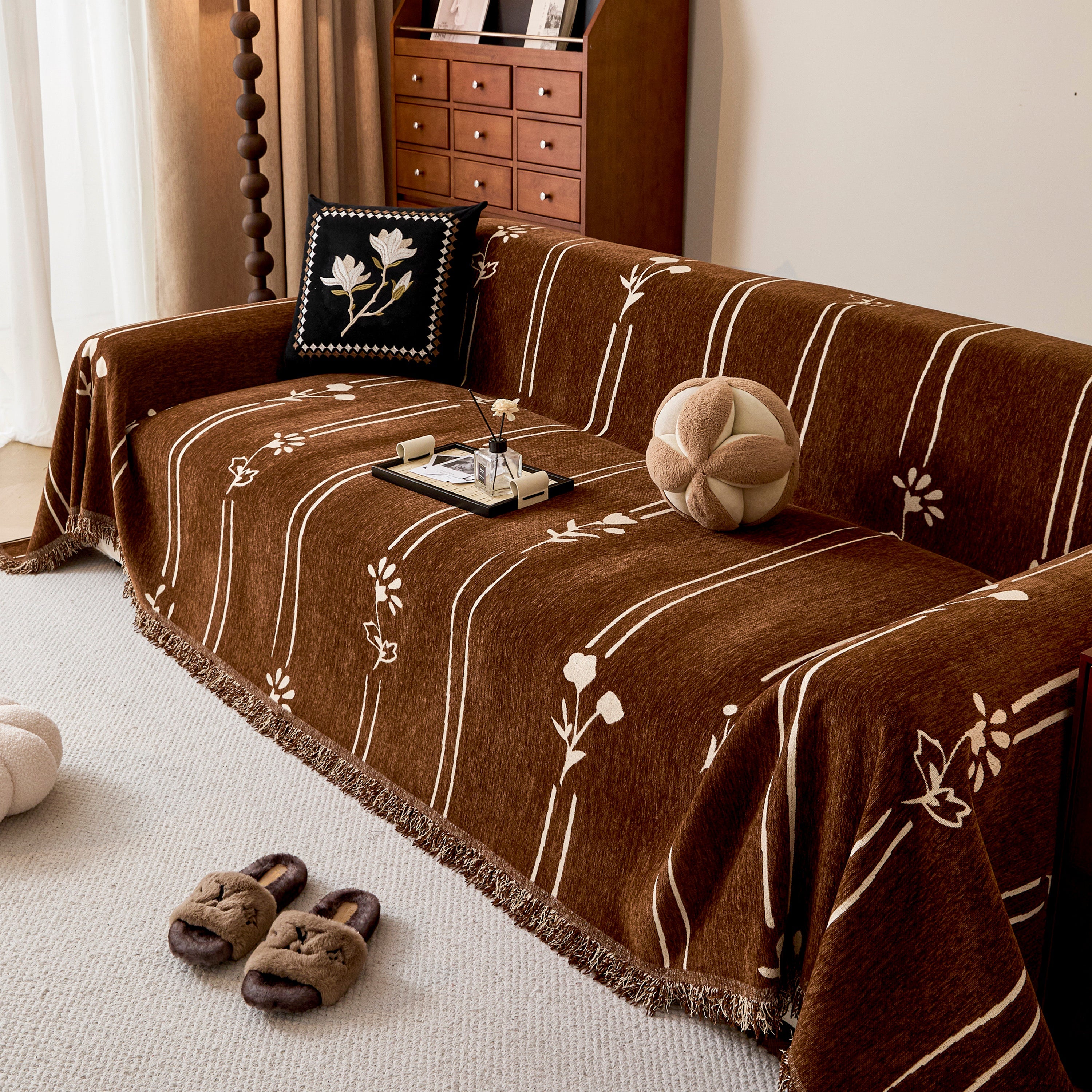 Chenille Jacquard Sofa Throw Cover With Tassel Soft Thick Couch Protector Blanket