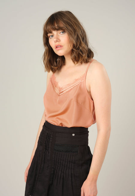 ERIKA SLEEVELESS TOP - WOMEN