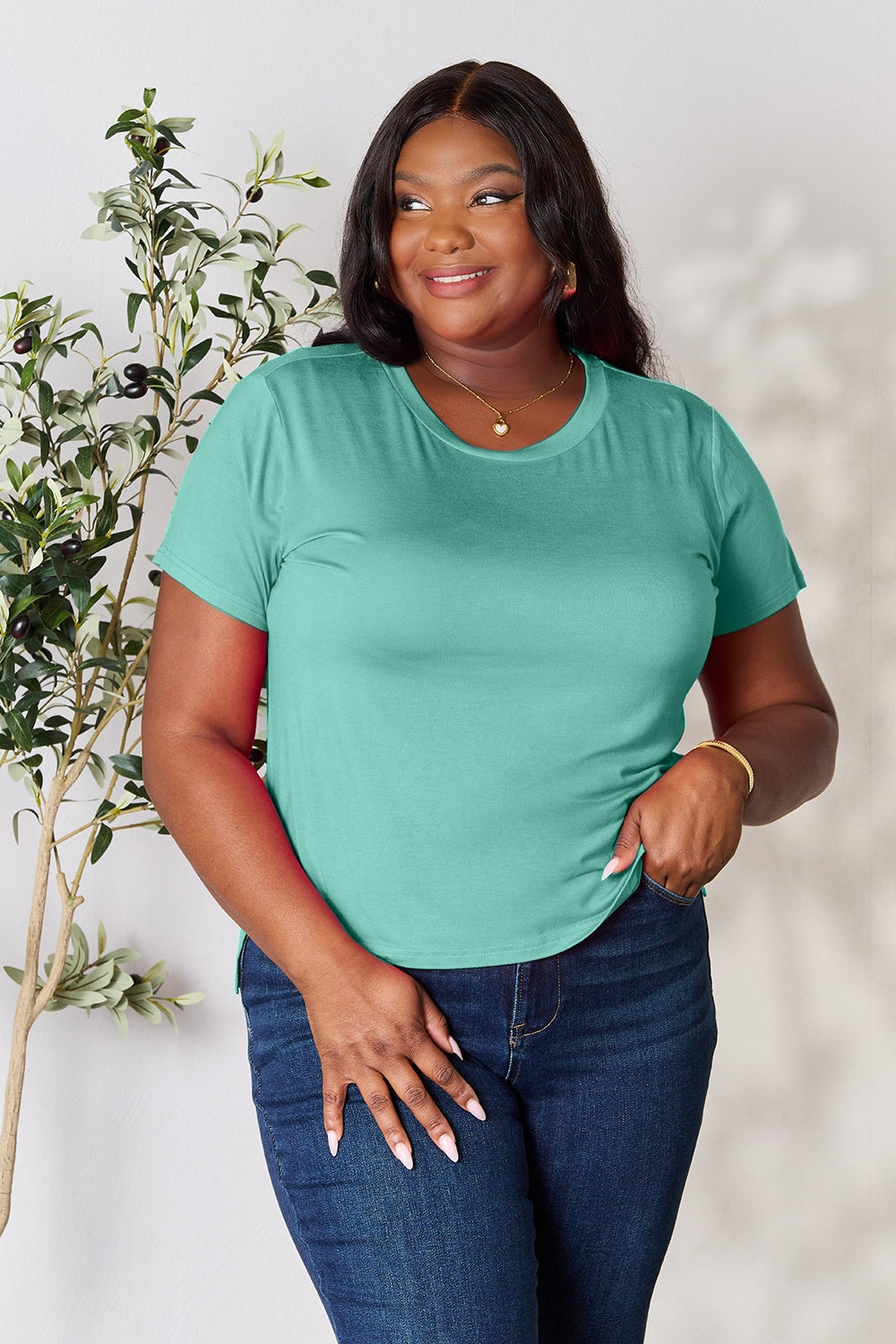 Basic Bae Full Size Round Neck Short Sleeve T-shirt