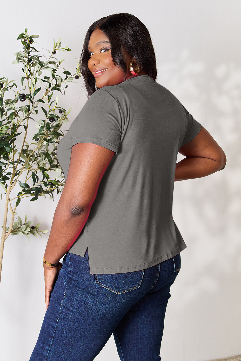 Basic Bae Full Size Round Neck Short Sleeve T-shirt