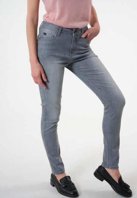 LEA SLIM JEANS - WOMEN