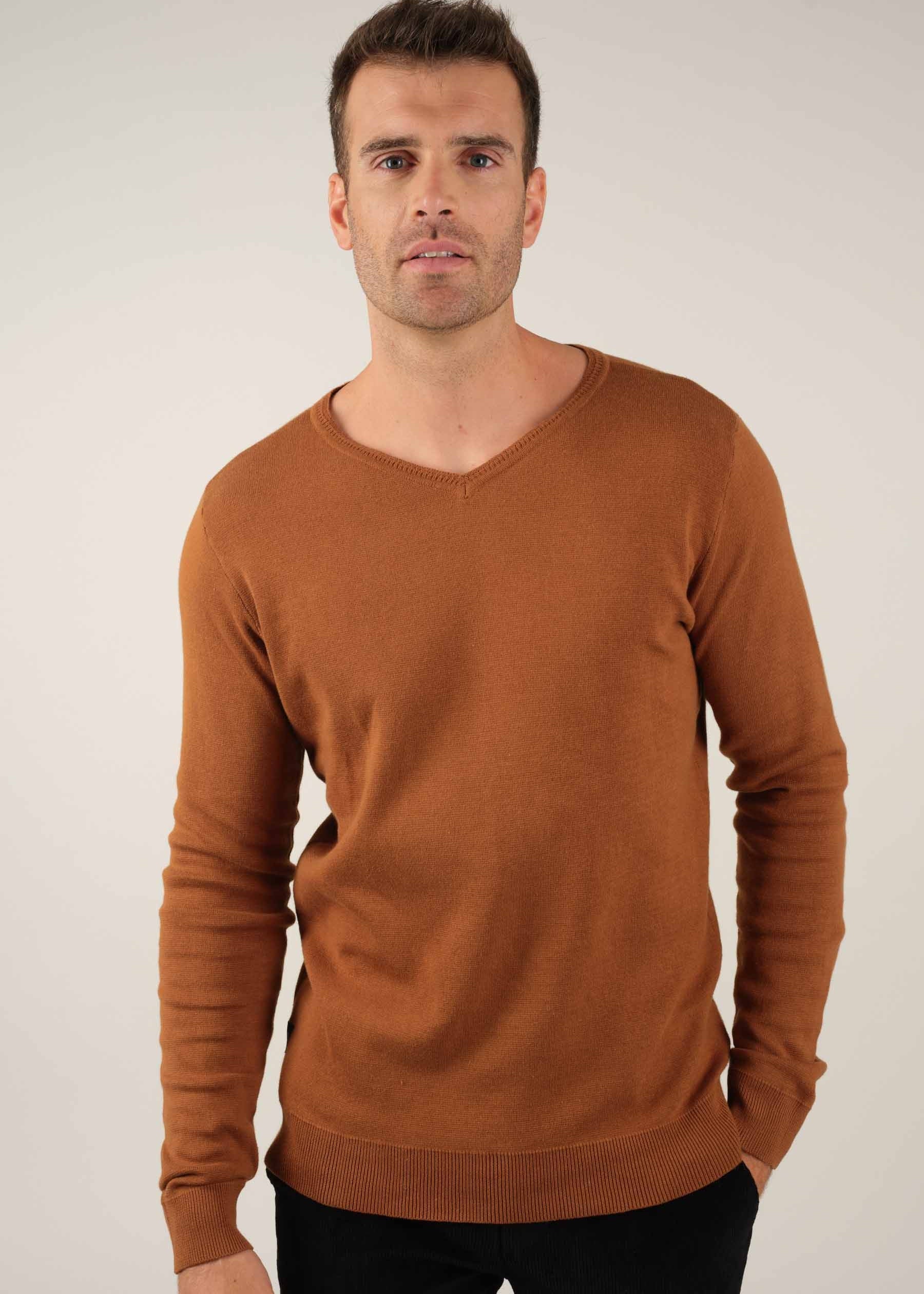 Deeluxe Vian V Neck Sweater