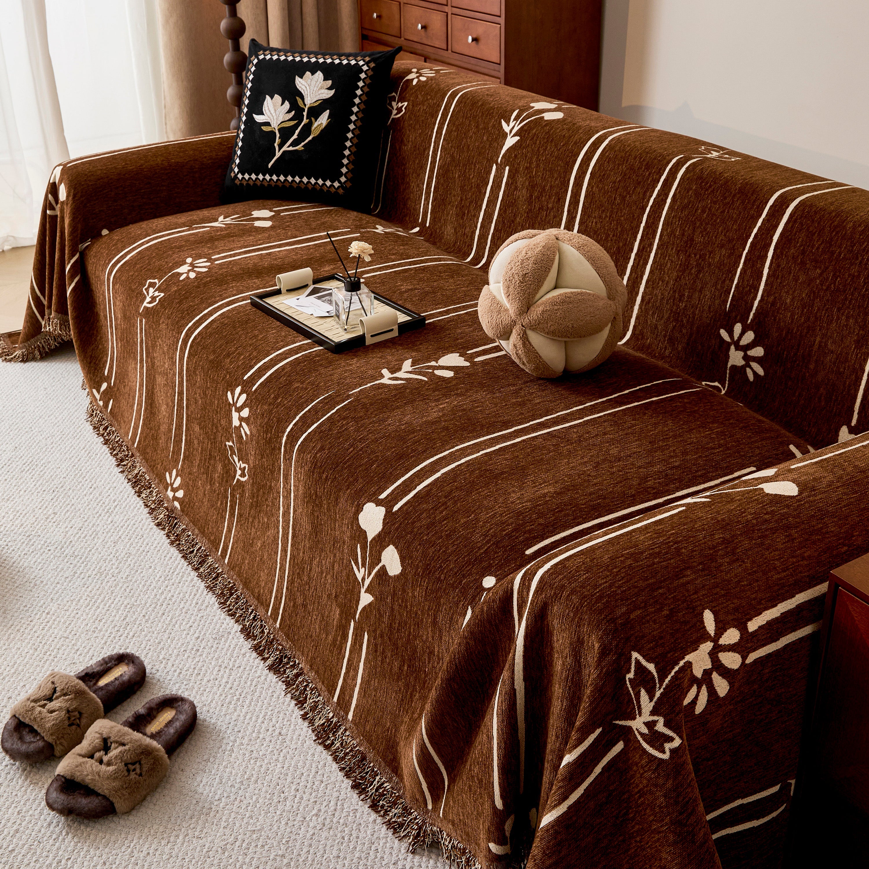 Chenille Jacquard Sofa Throw Cover With Tassel Soft Thick Couch Protector Blanket