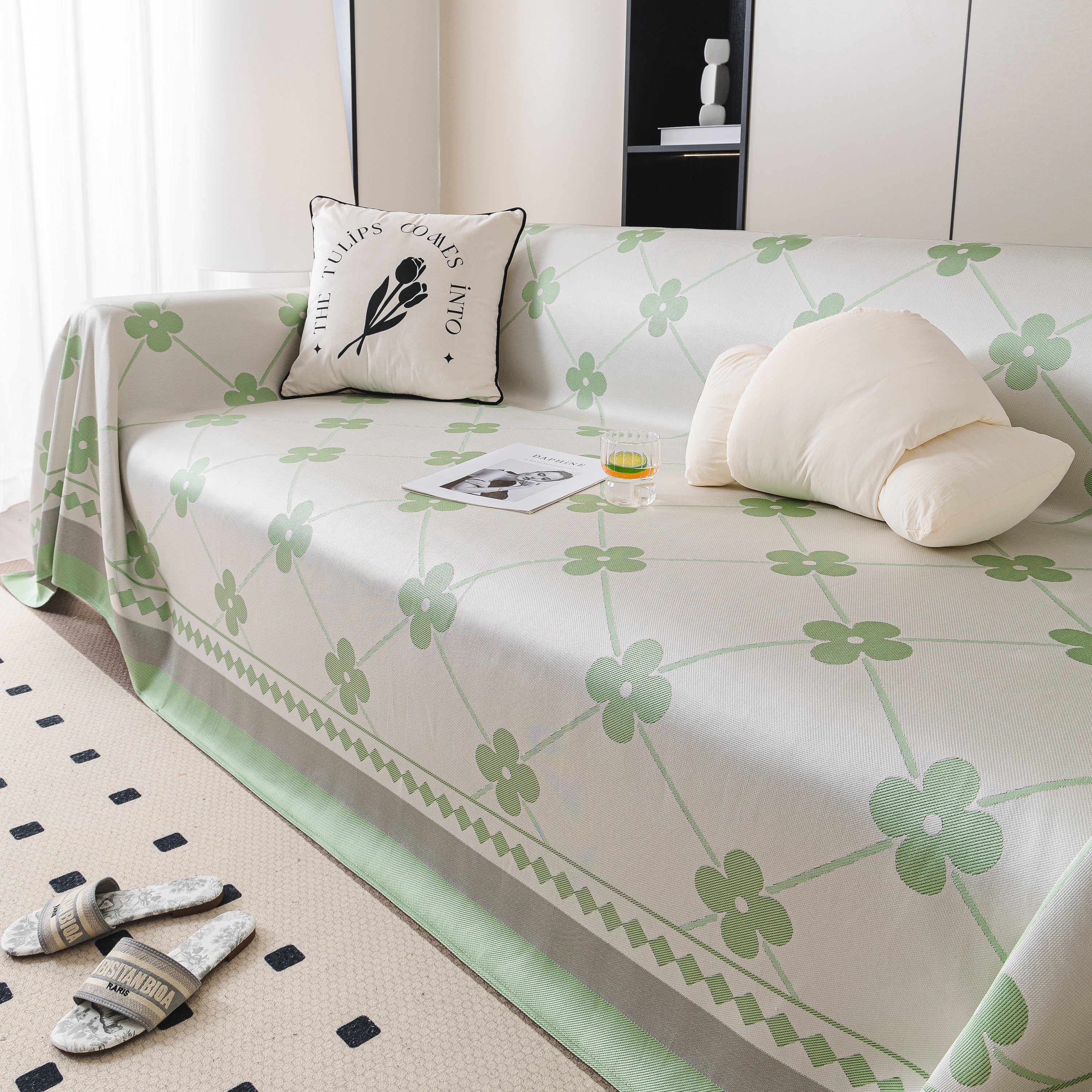 Cooling Four-leaf Clover Hope Faith Love Luck Summer Comfy Ice Silk Furniture Throw Covers For Sofas